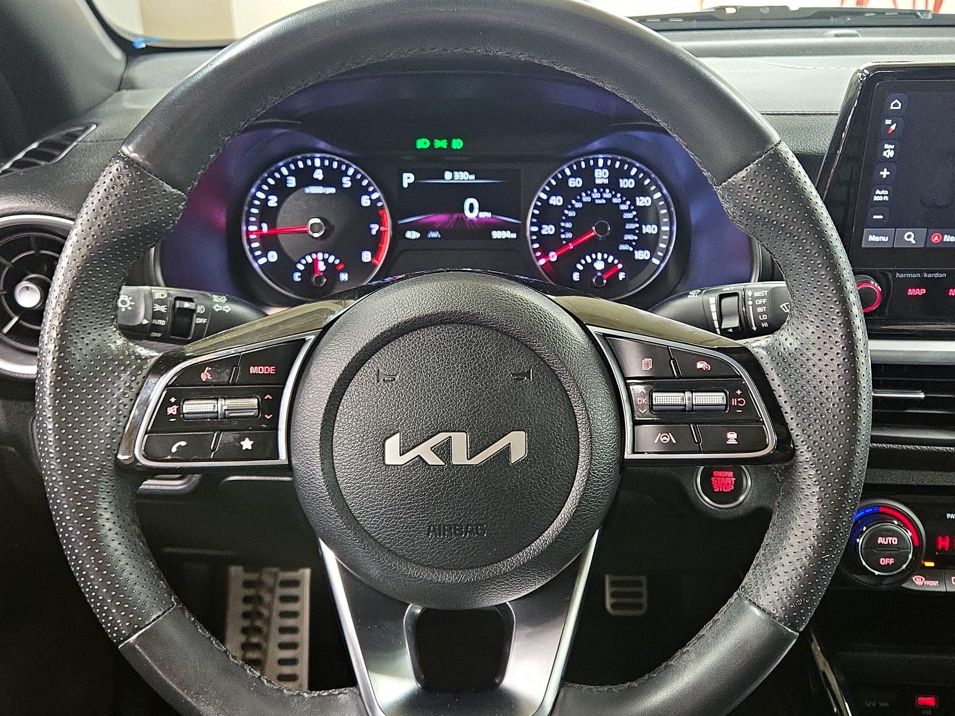 Thumbnail: 2023 Kia Forte - 10