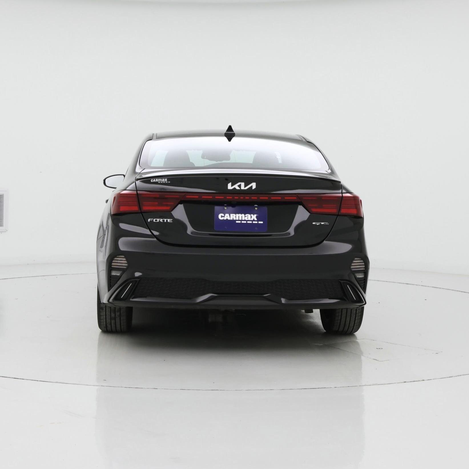 Thumbnail: 2023 Kia Forte - 6