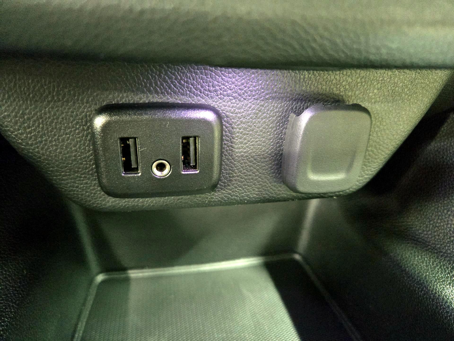 Thumbnail: 2023 Chevrolet Traverse - 17