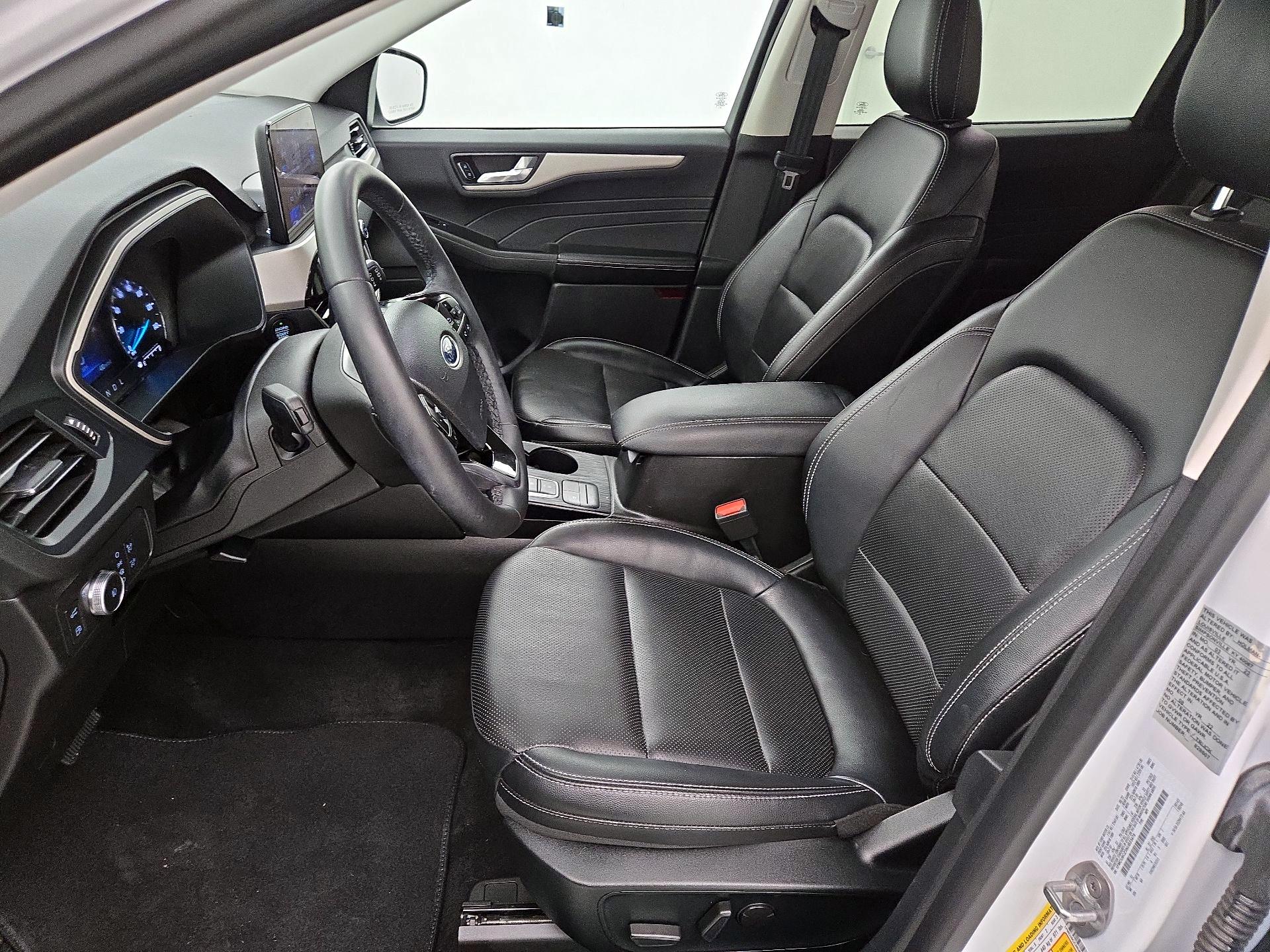 Thumbnail: 2022 Ford Escape - 11