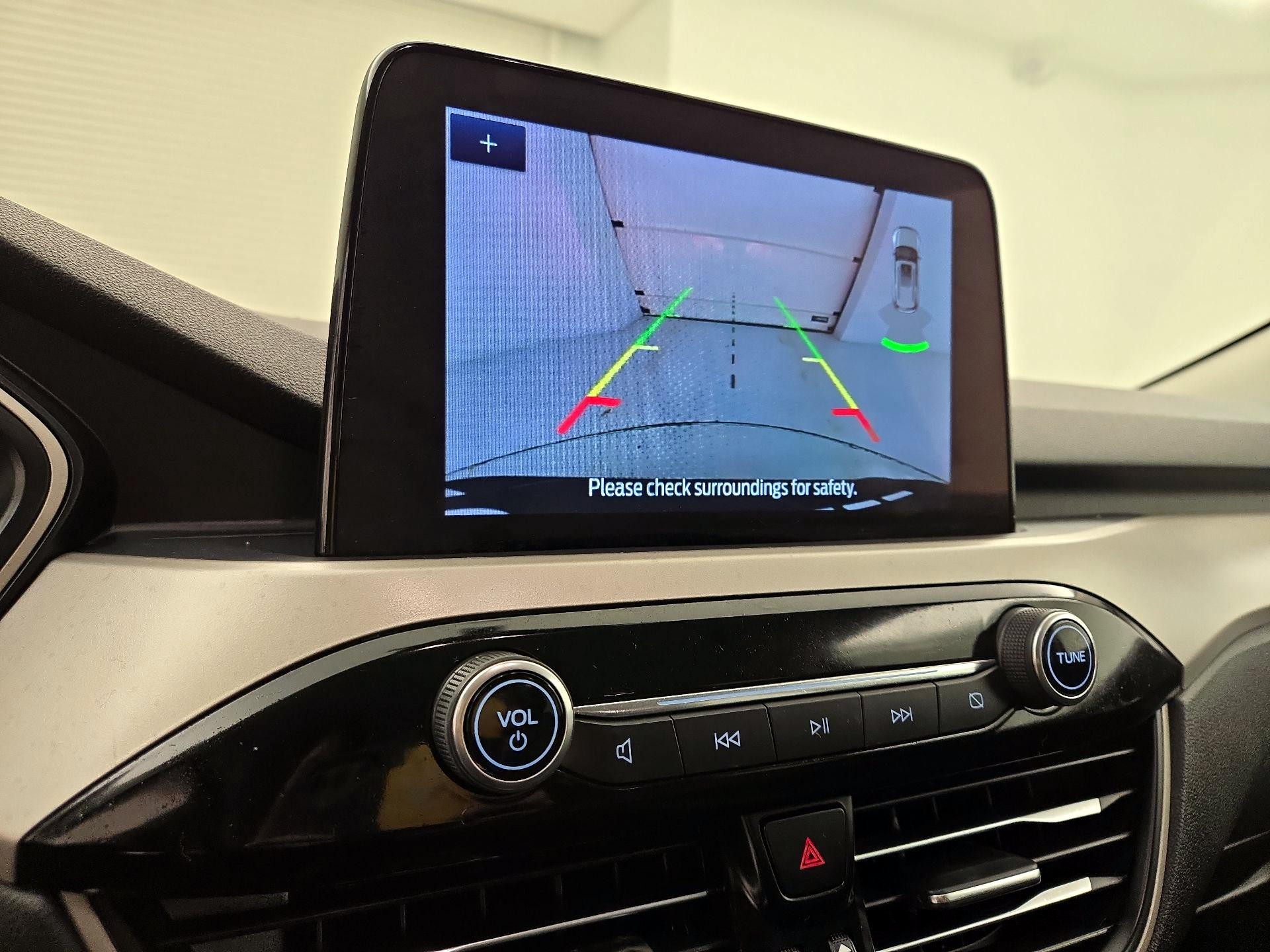 Thumbnail: 2022 Ford Escape - 14