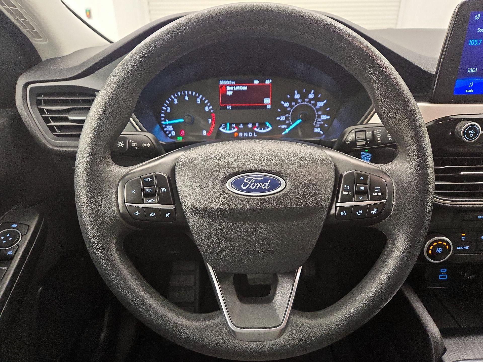 Thumbnail: 2022 Ford Escape - 10