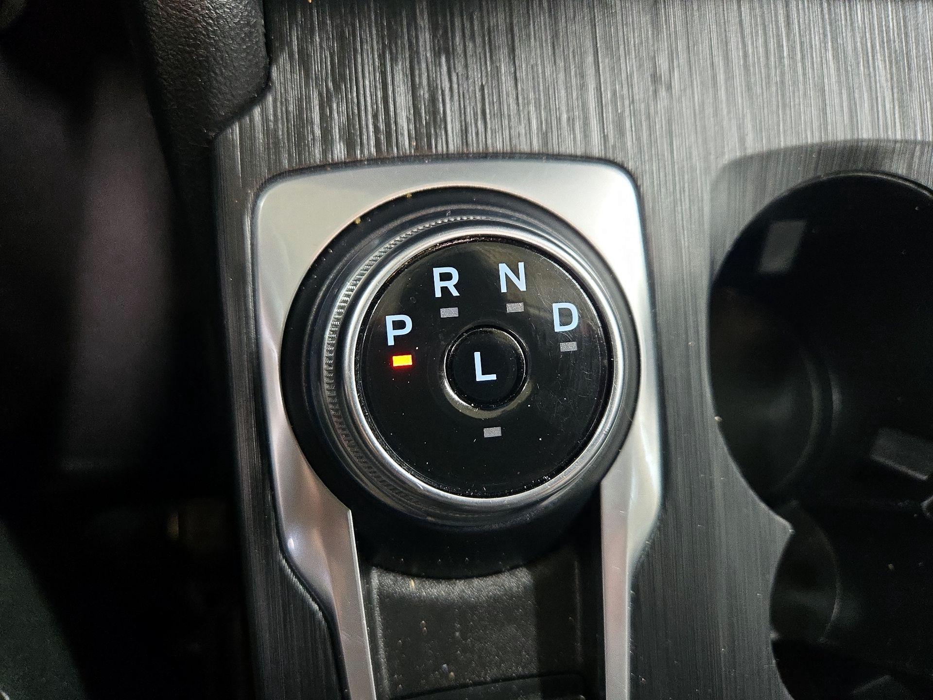 Thumbnail: 2022 Ford Escape - 17