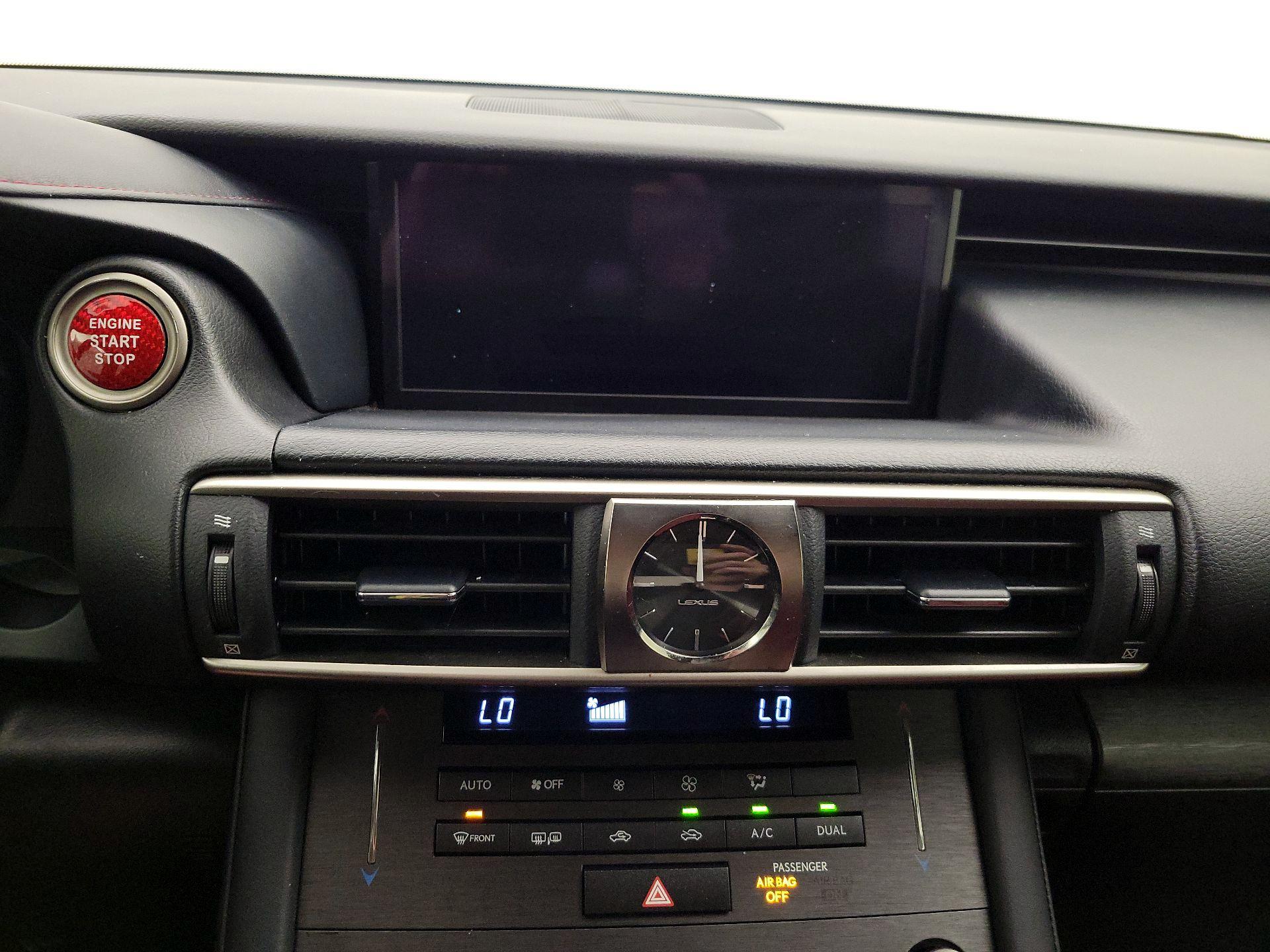 Thumbnail: 2019 Lexus IS - 15