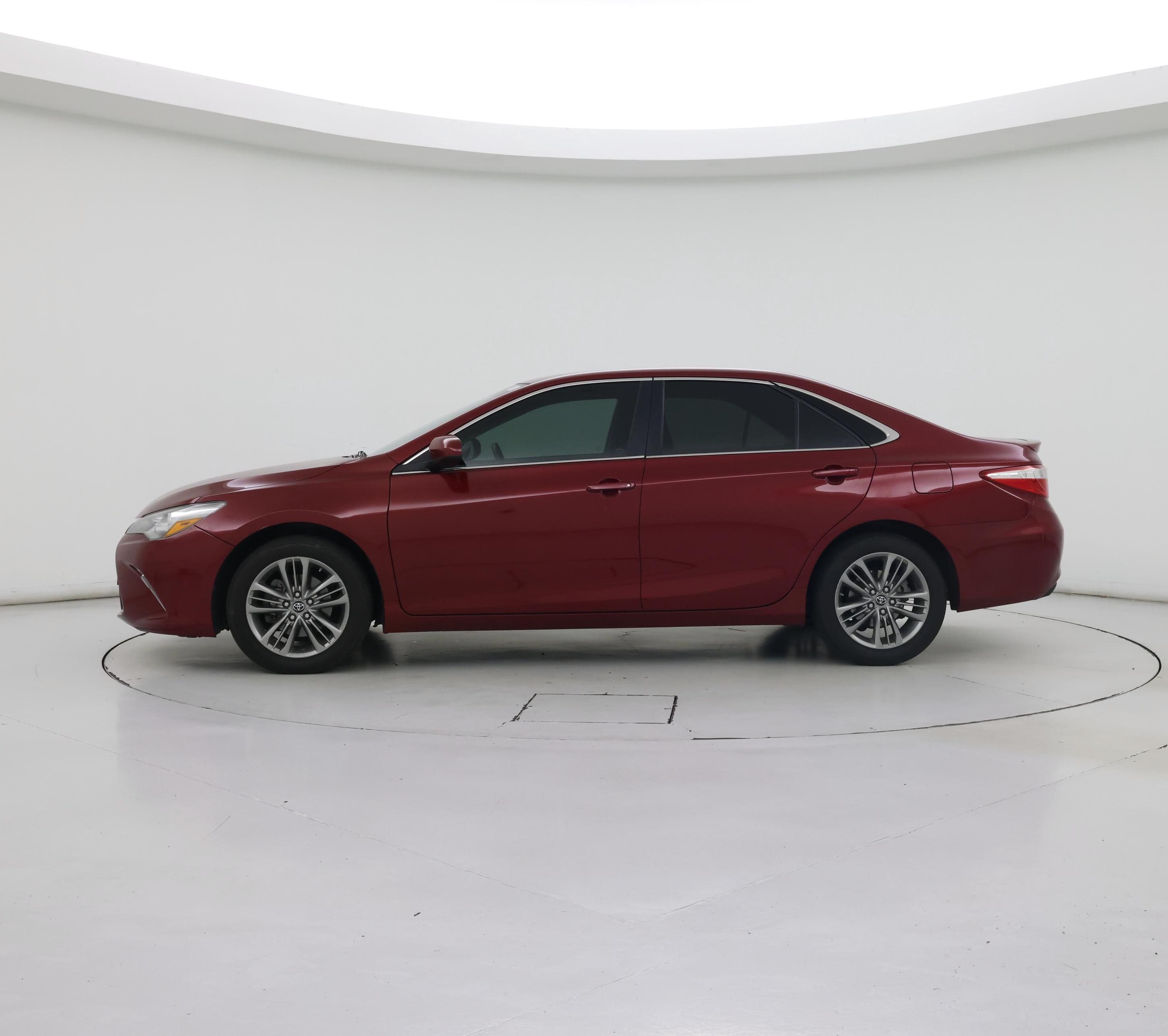 Thumbnail: 2016 Toyota Camry - 3
