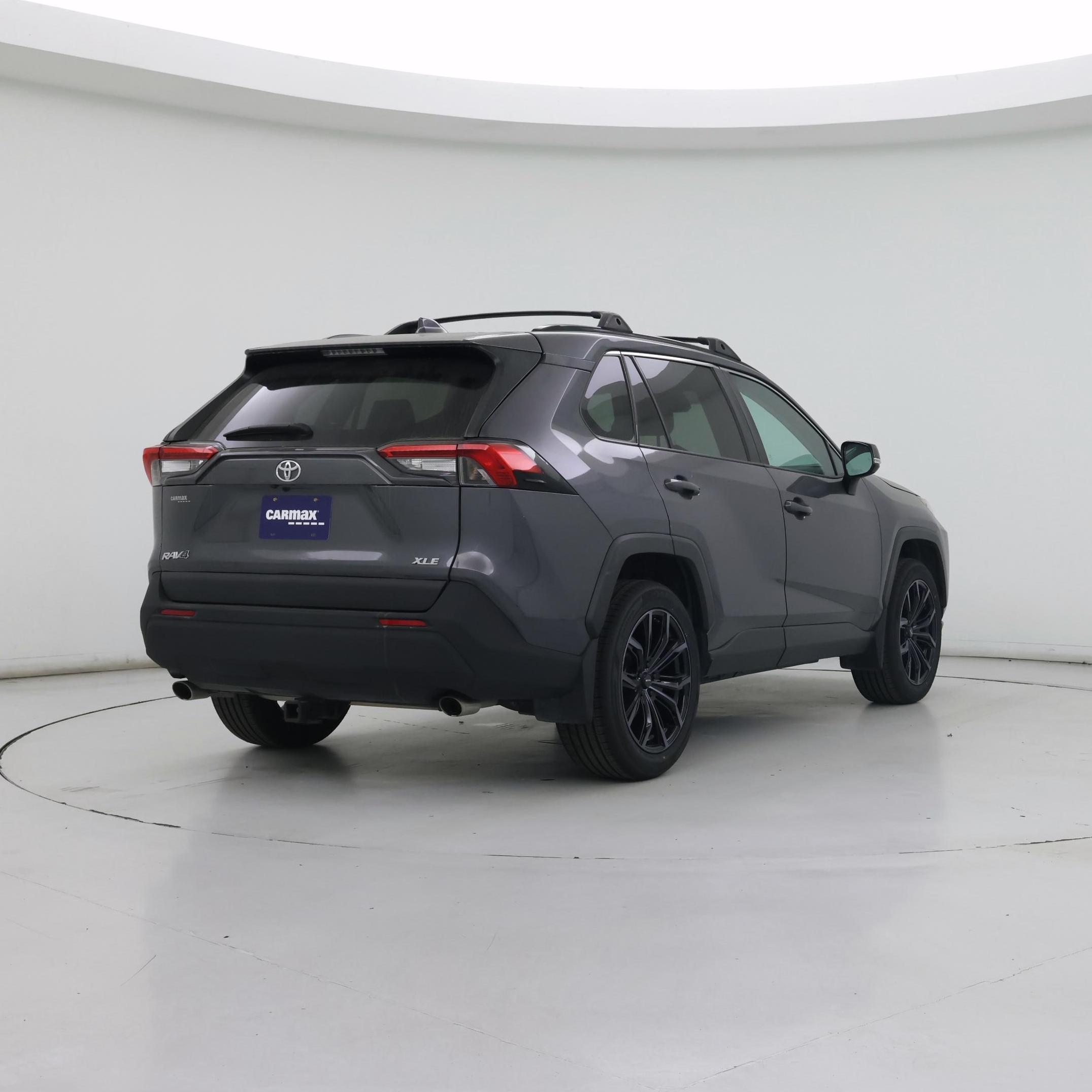 Thumbnail: 2020 Toyota RAV4 - 8