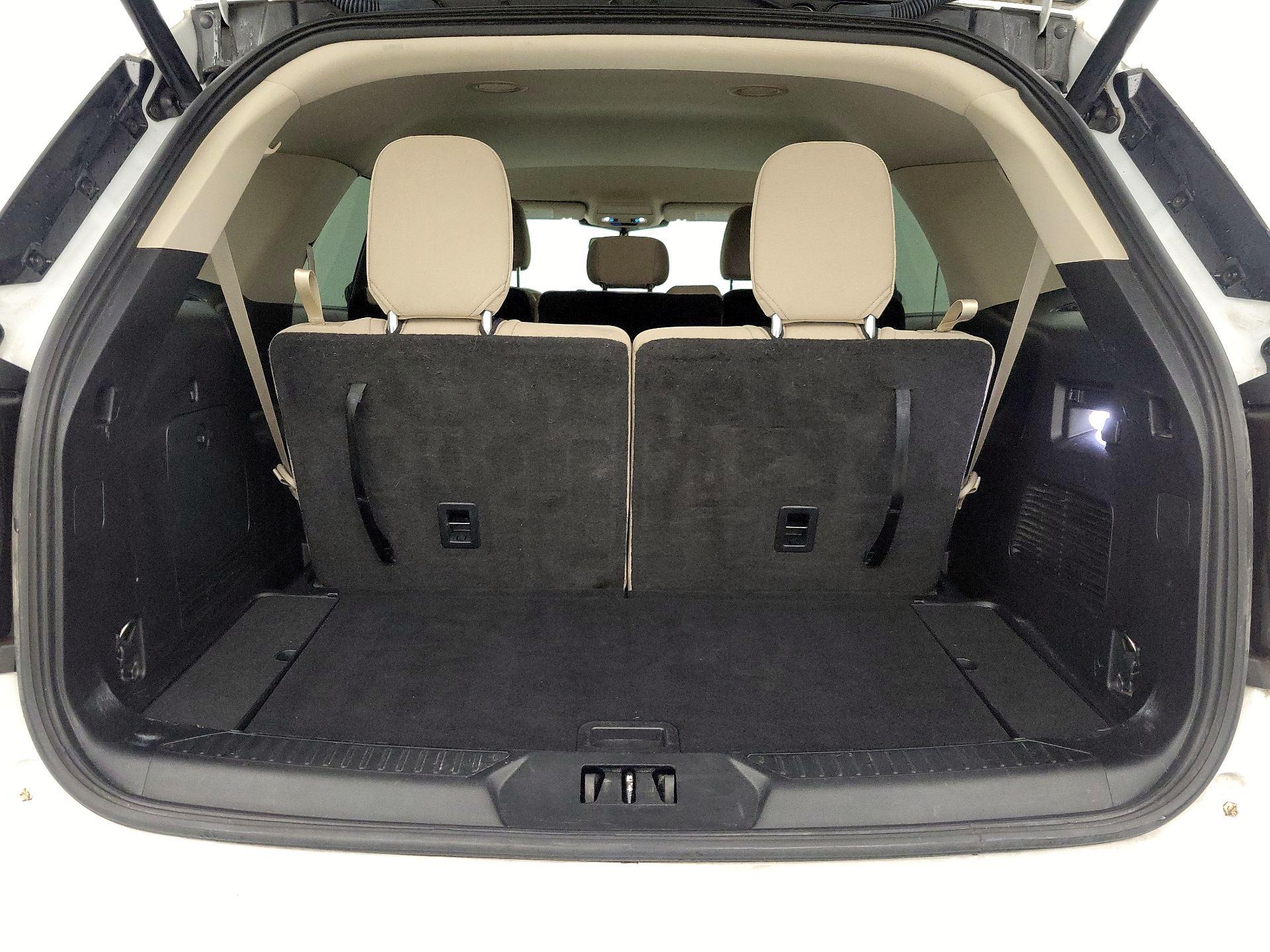 Thumbnail: 2021 Ford Explorer - 19