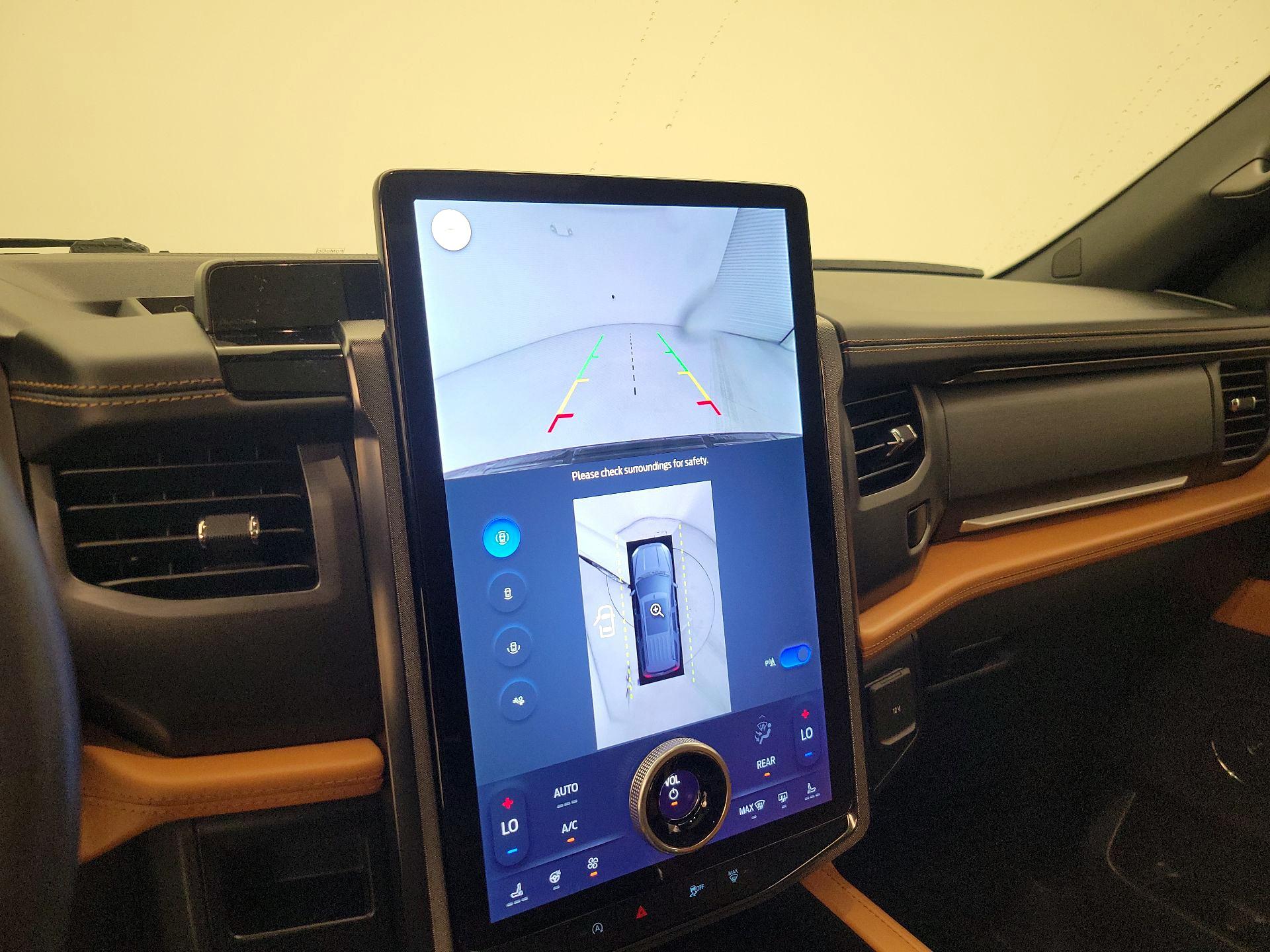 Thumbnail: 2024 Ford Expedition MAX - 14