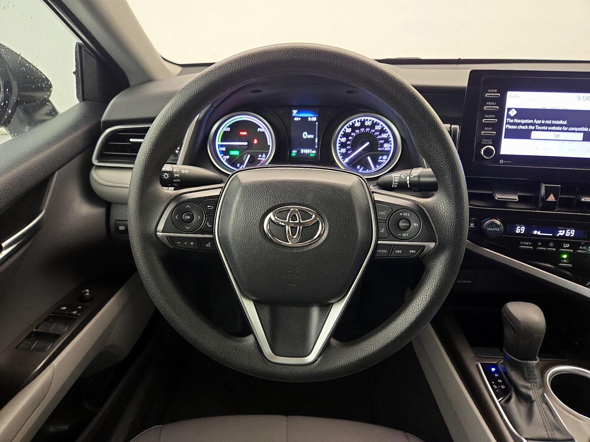 Thumbnail: 2023 Toyota Camry - 10