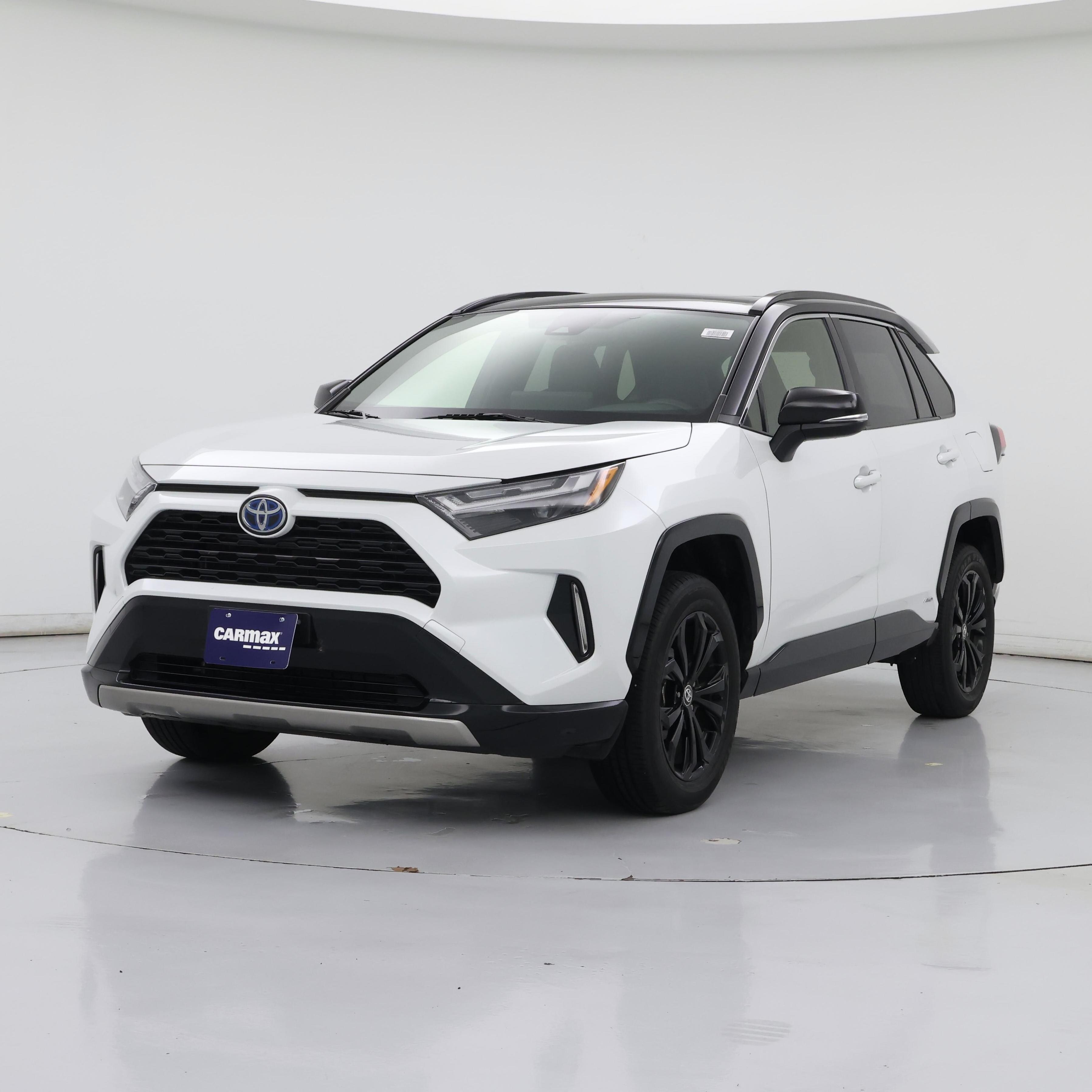 Thumbnail: 2023 Toyota RAV4 - 4
