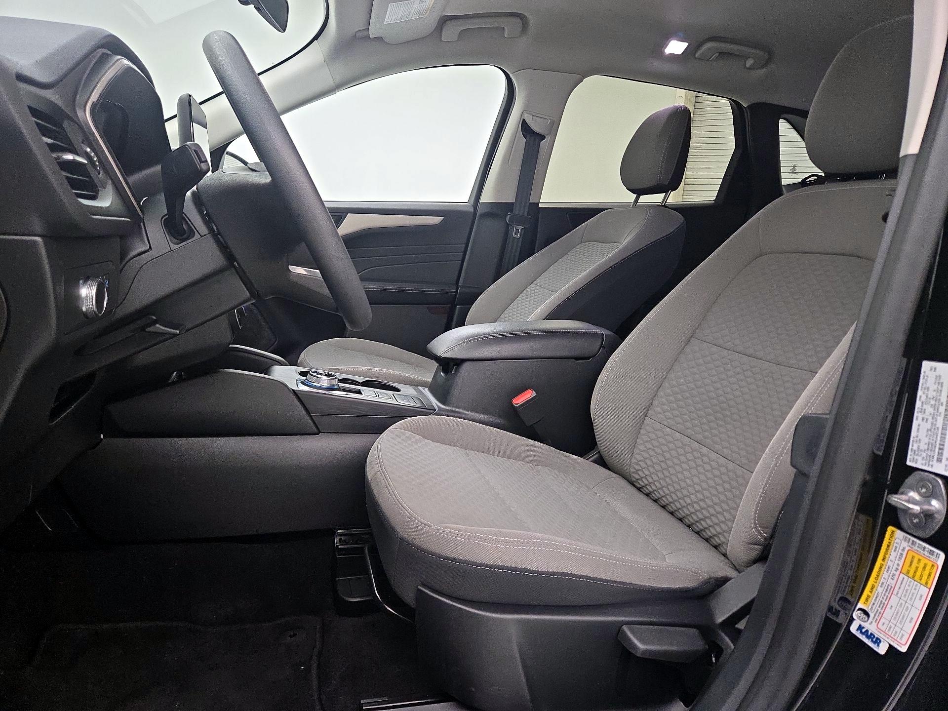 Thumbnail: 2022 Ford Escape - 11