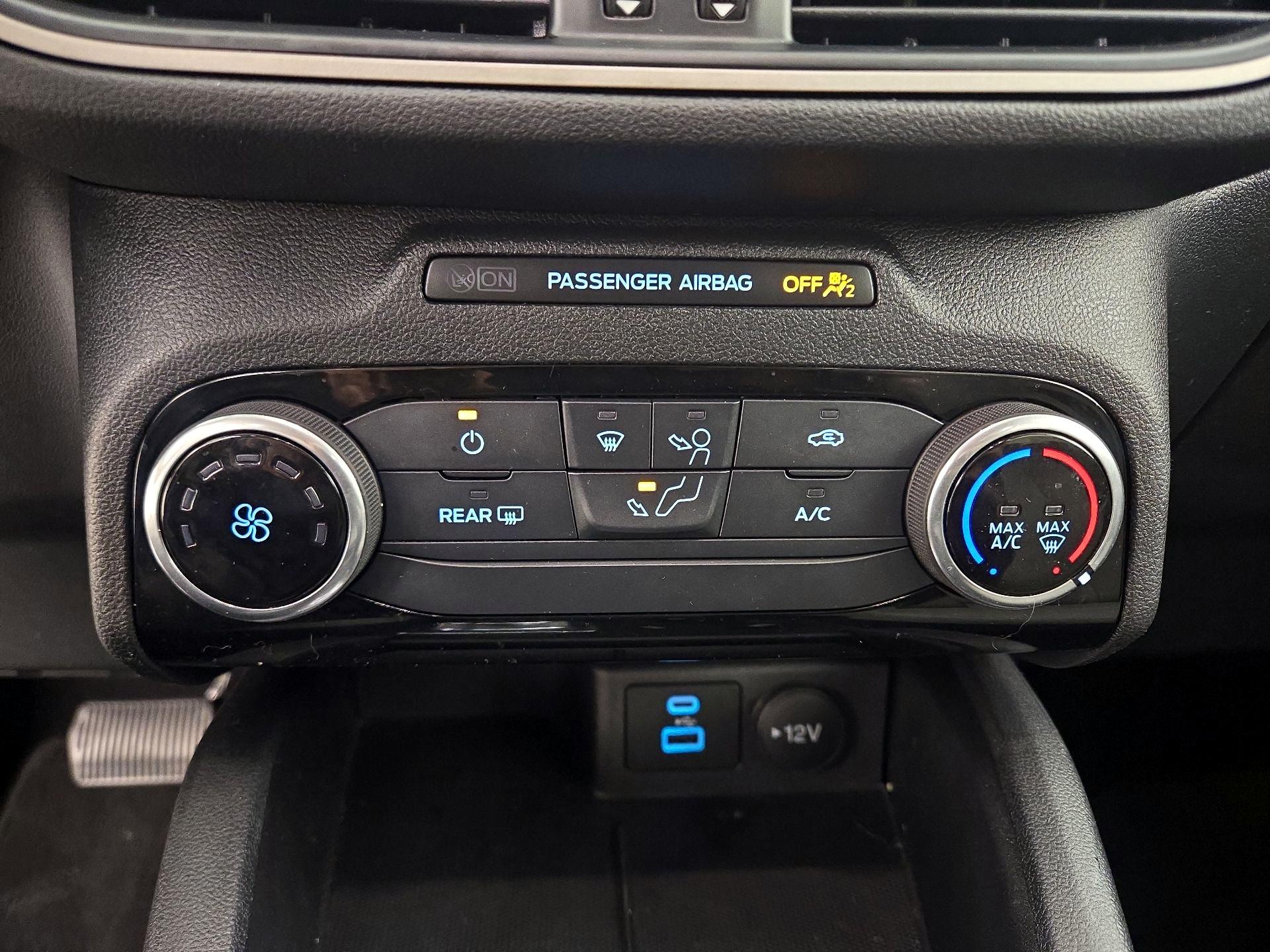 Thumbnail: 2022 Ford Escape - 16