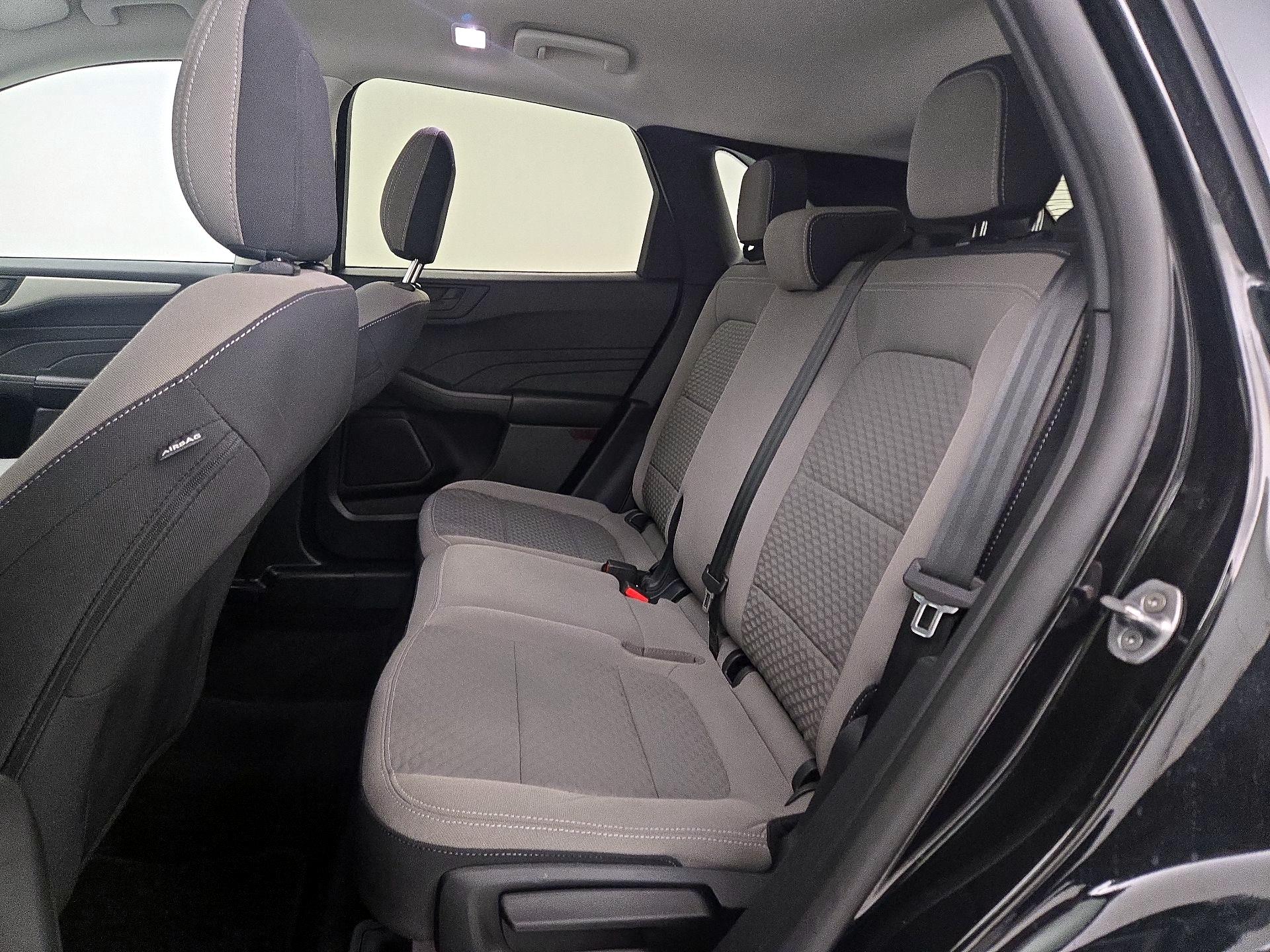 Thumbnail: 2022 Ford Escape - 19