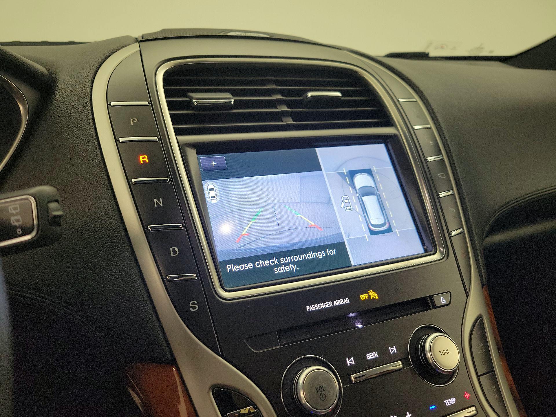 Thumbnail: 2019 Lincoln Nautilus - 14