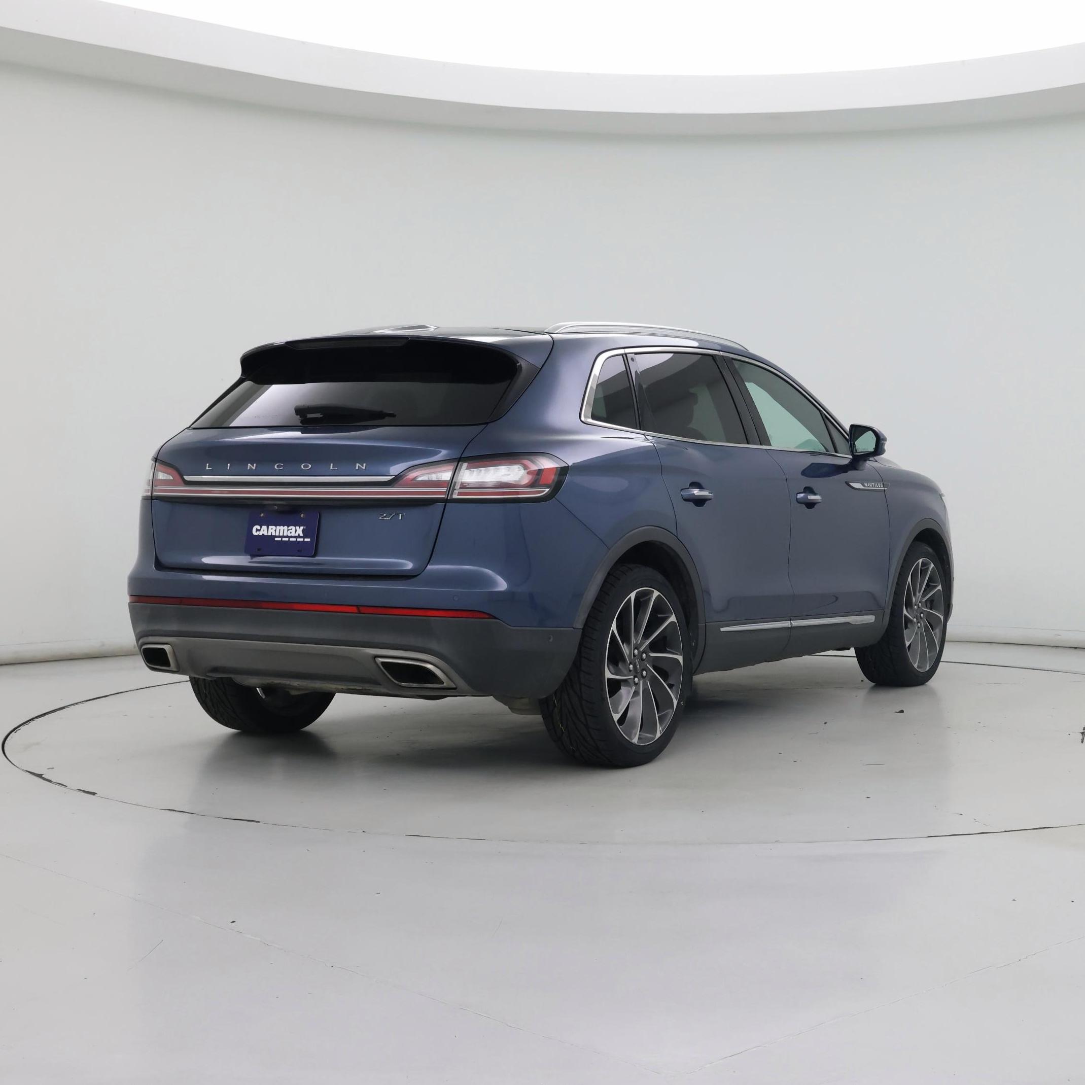 Thumbnail: 2019 Lincoln Nautilus - 8