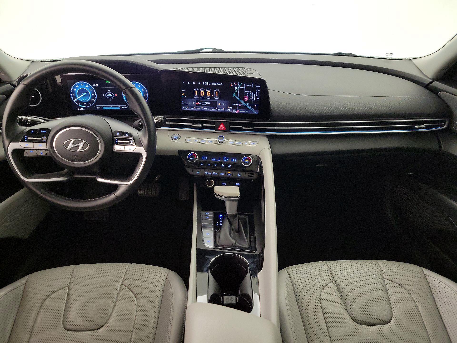 Thumbnail: 2022 Hyundai Elantra - 9