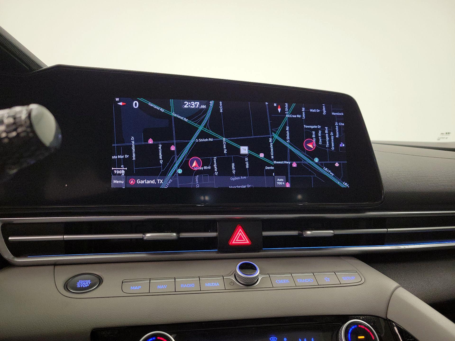 Thumbnail: 2022 Hyundai Elantra - 14