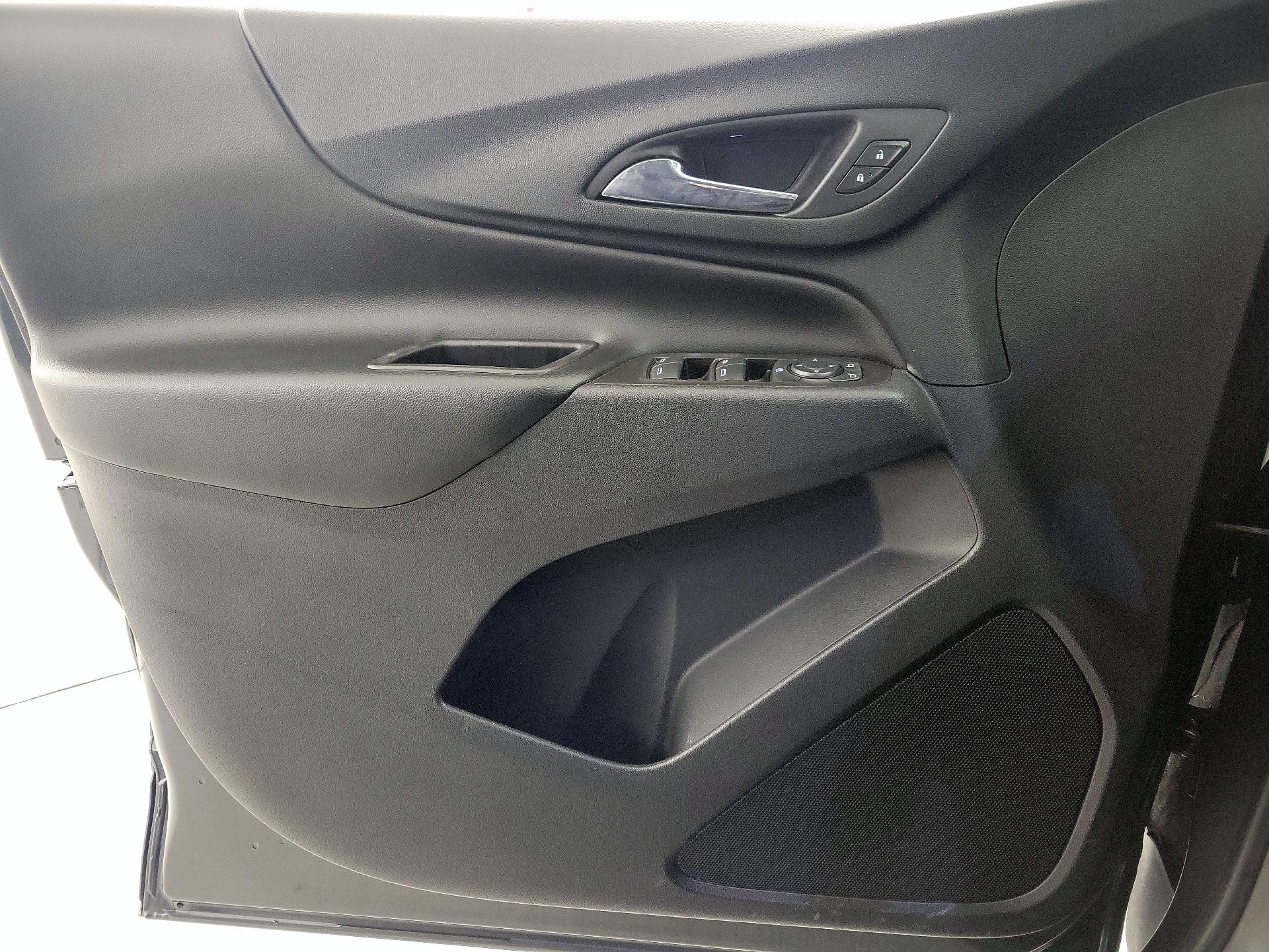 Thumbnail: 2021 Chevrolet Equinox - 12