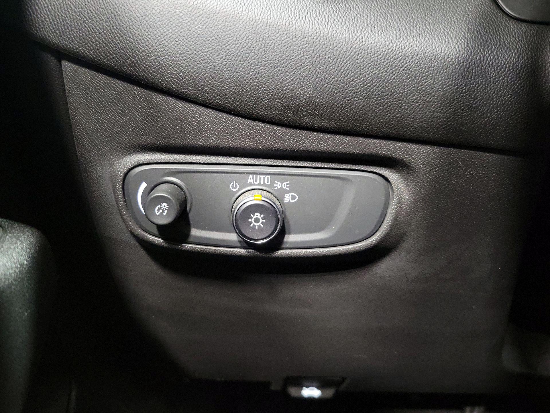 Thumbnail: 2021 Chevrolet Equinox - 13