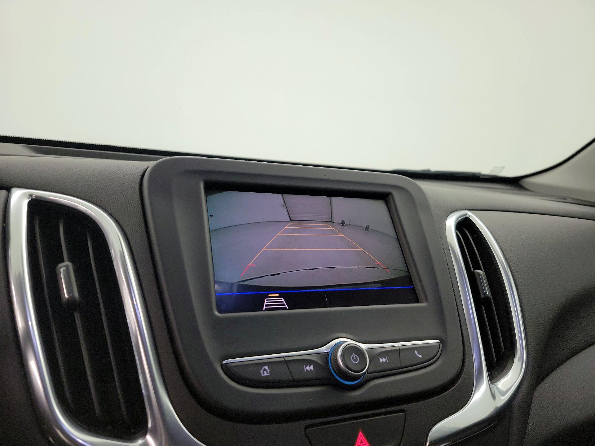 Thumbnail: 2021 Chevrolet Equinox - 14