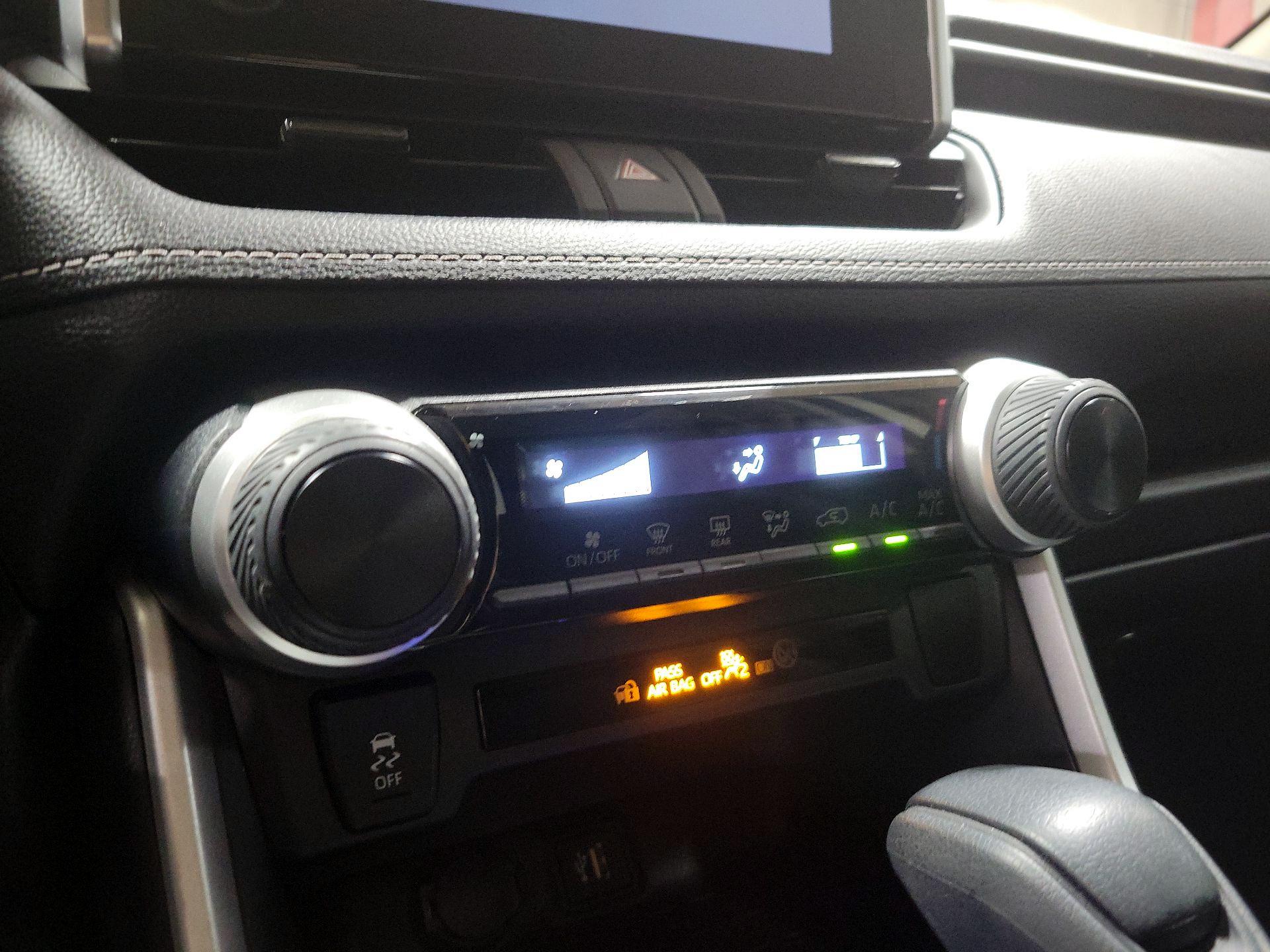 Thumbnail: 2023 Toyota RAV4 - 16