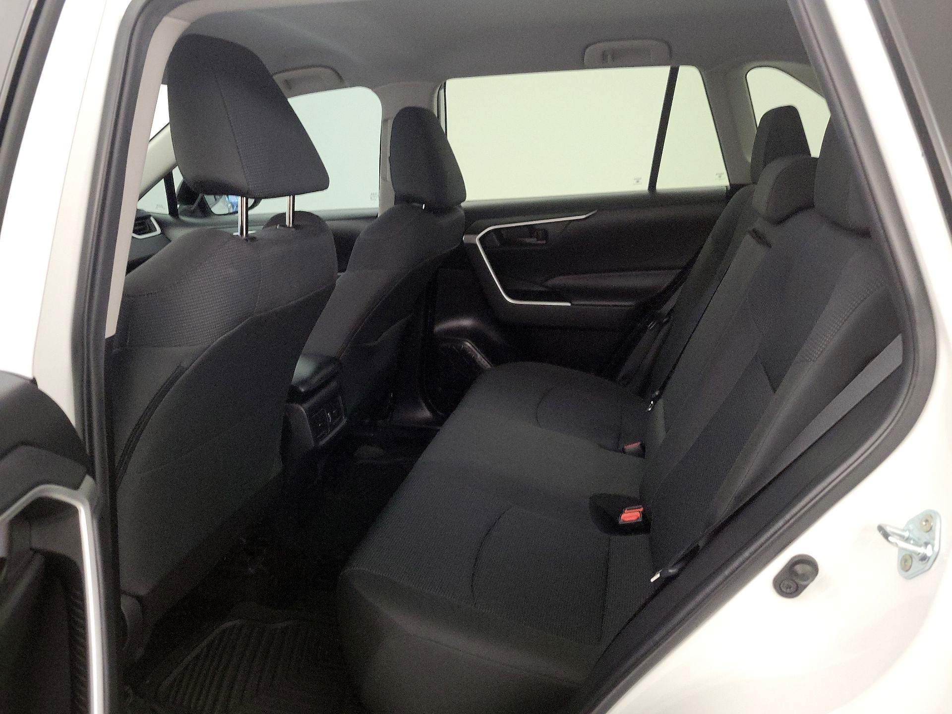 Thumbnail: 2023 Toyota RAV4 - 18