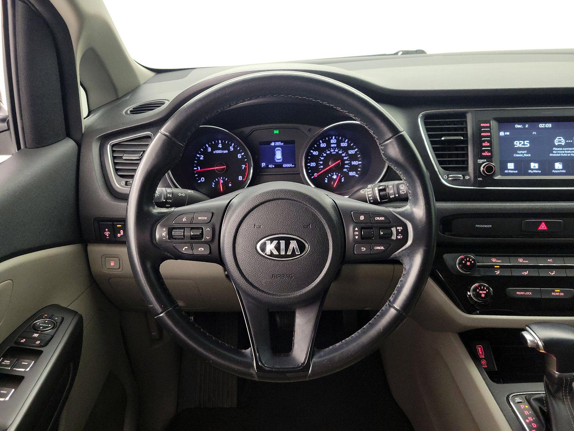 Thumbnail: 2019 Kia Sedona - 10