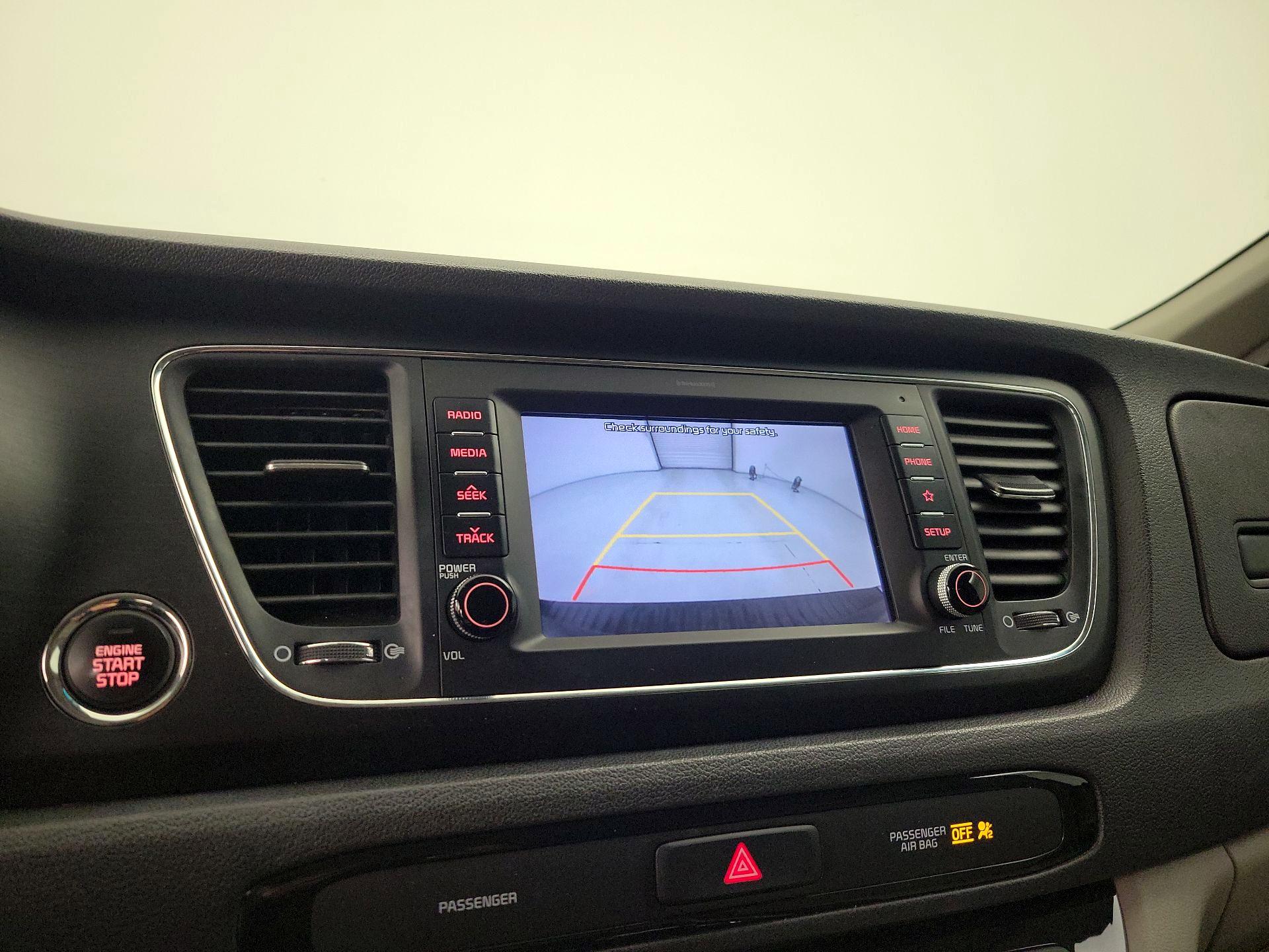 Thumbnail: 2019 Kia Sedona - 14