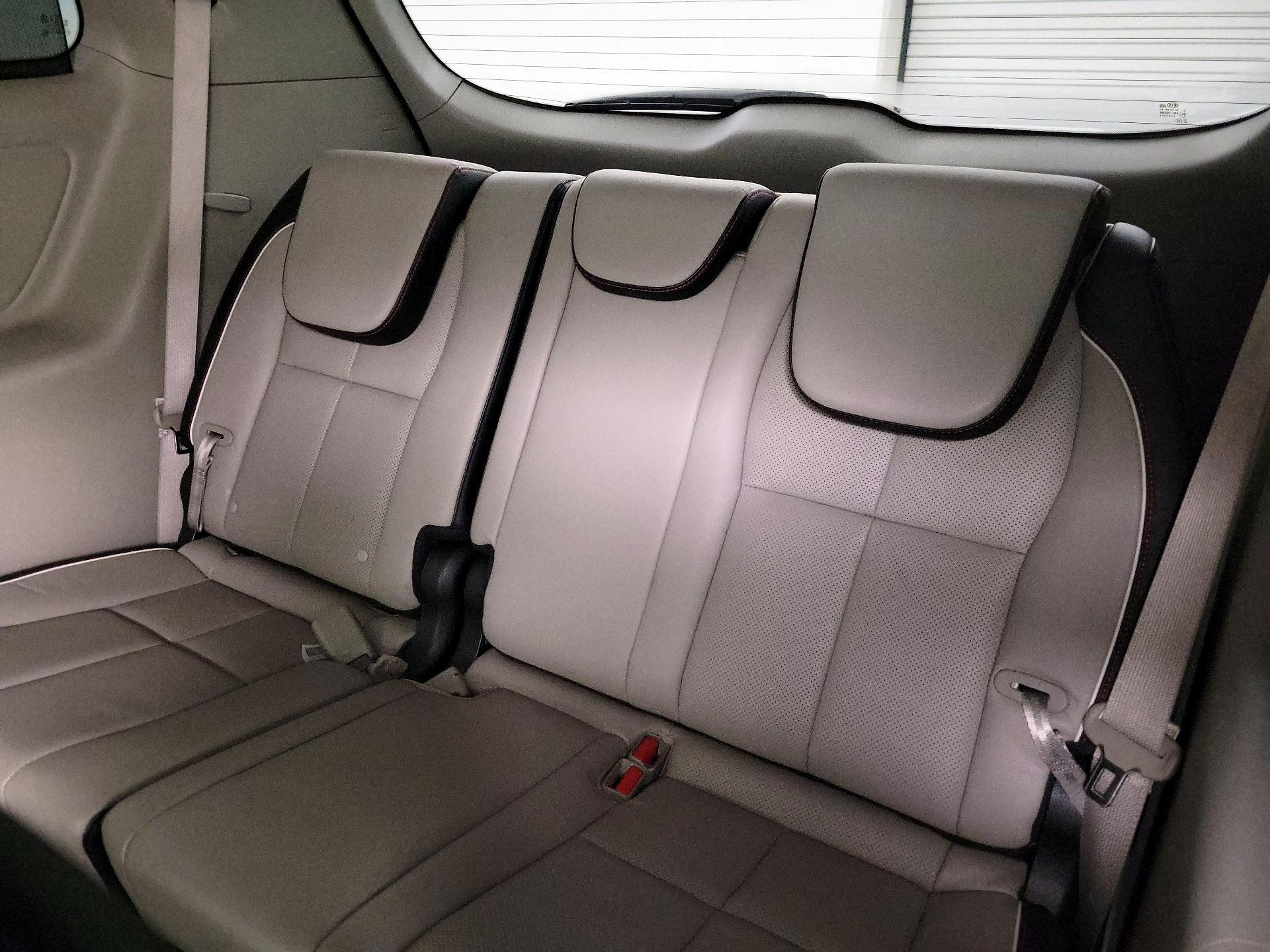 Thumbnail: 2019 Kia Sedona - 19