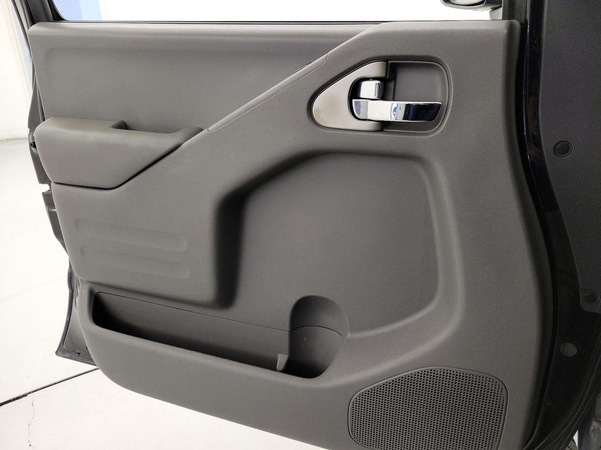 Thumbnail: 2017 Nissan Frontier - 12