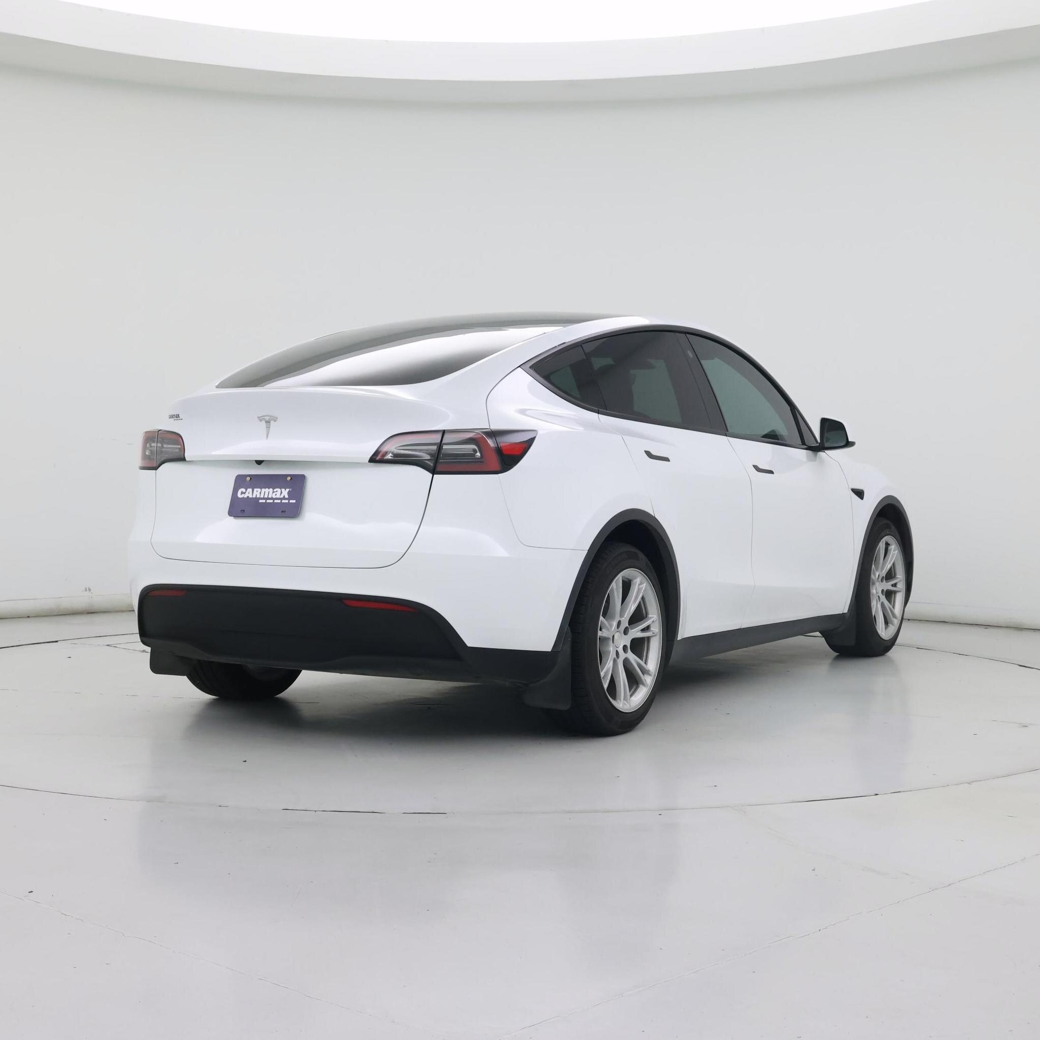 Thumbnail: 2023 Tesla Model Y - 8