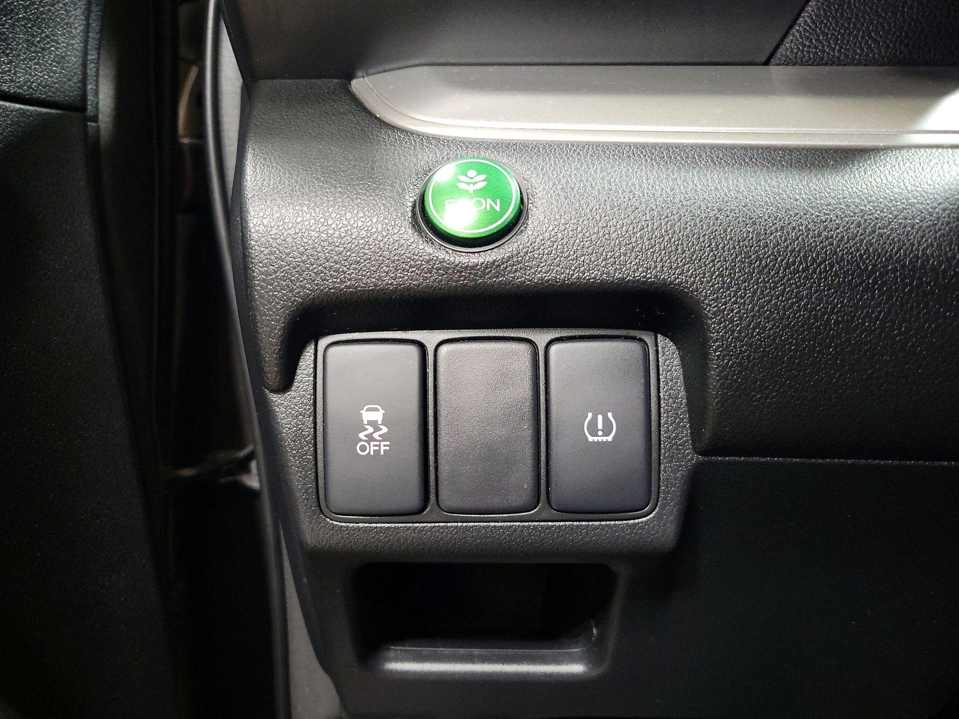 Thumbnail: 2016 Honda CR-V - 13