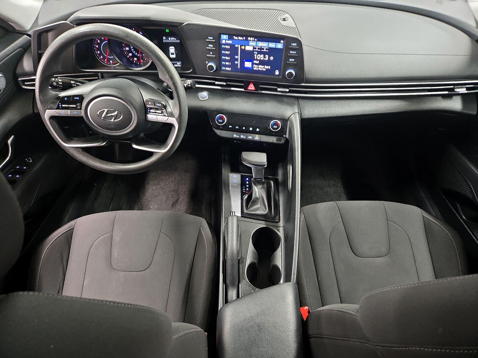 Thumbnail: 2023 Hyundai Elantra - 9