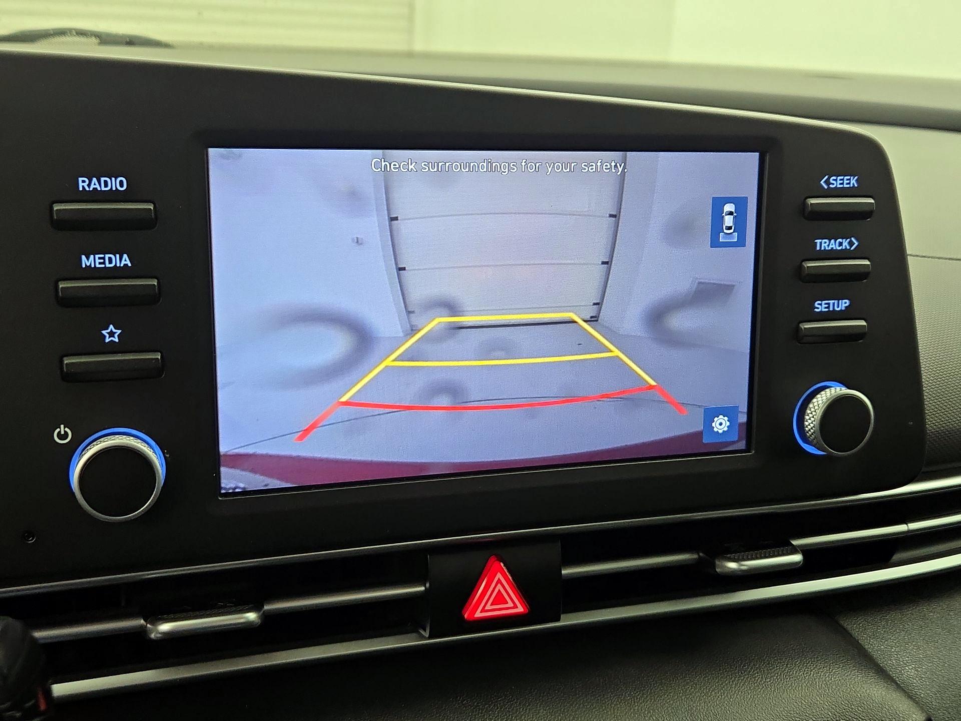 Thumbnail: 2023 Hyundai Elantra - 14