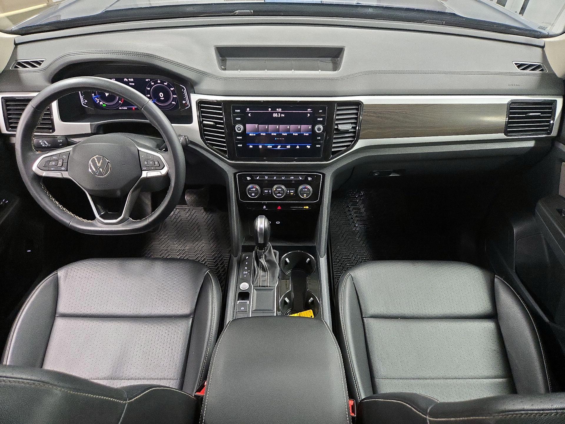 Thumbnail: 2022 Volkswagen Atlas - 9