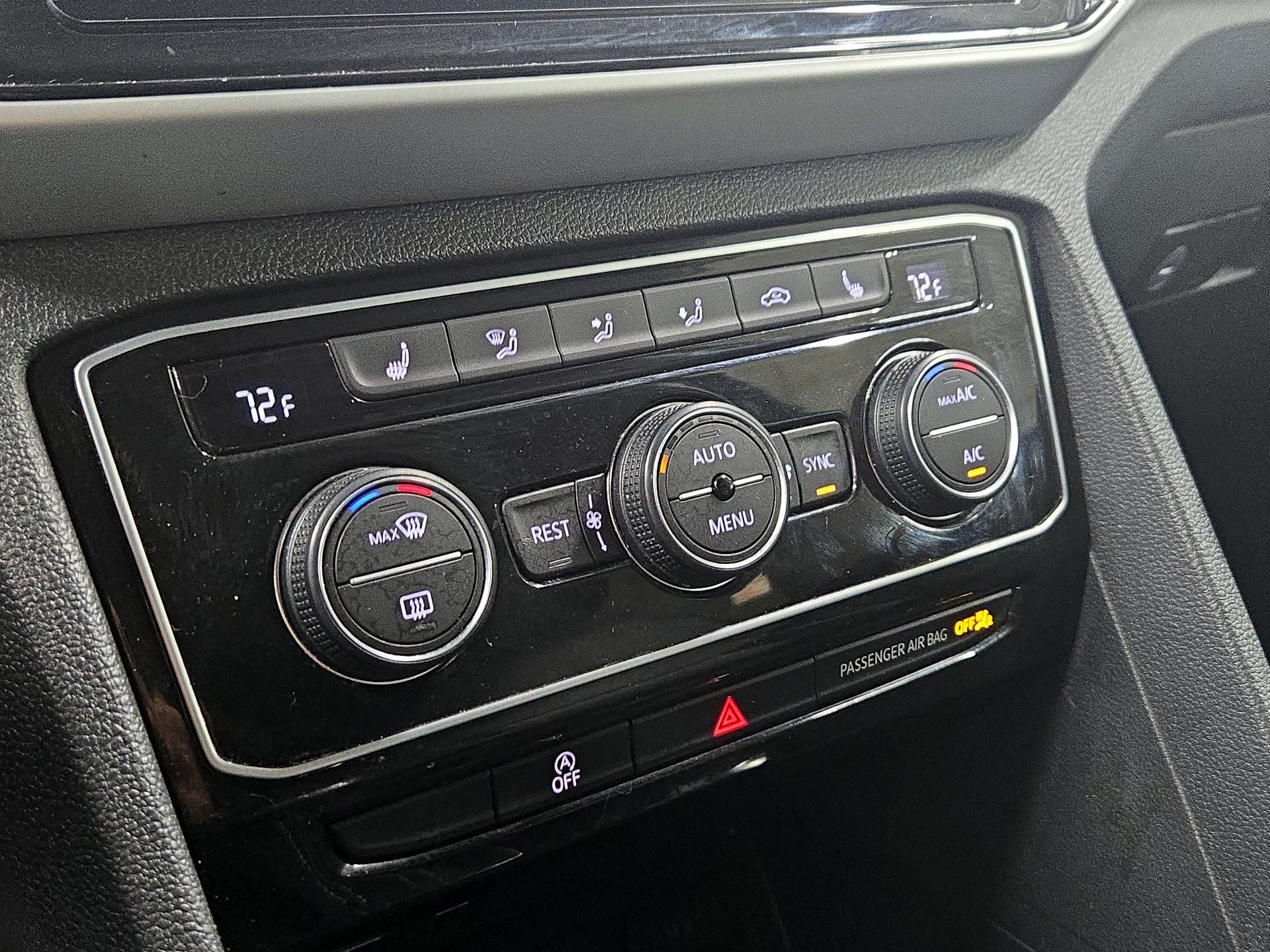 Thumbnail: 2022 Volkswagen Atlas - 15