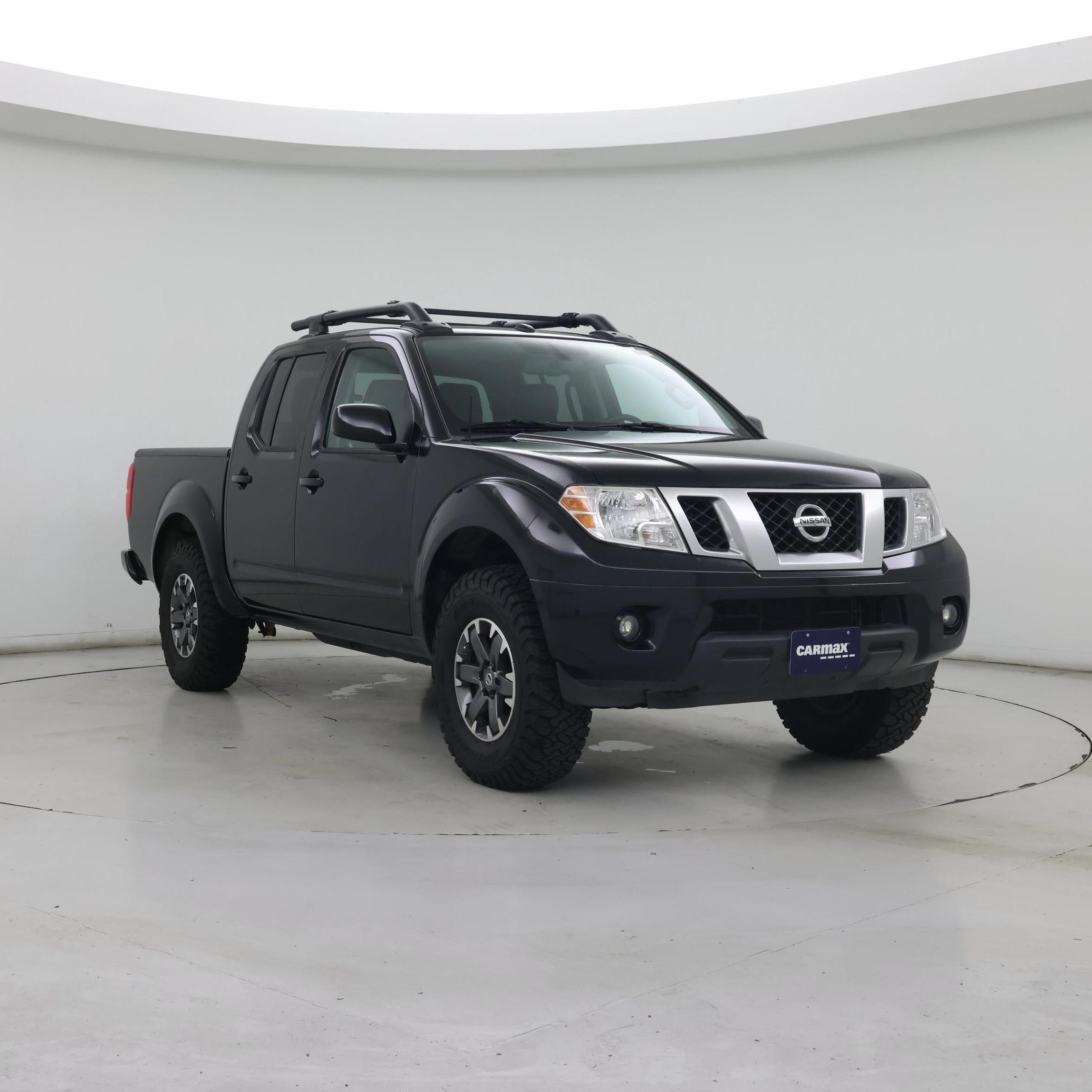 2017 Nissan Frontier PRO-4X Crew Cab 4WD