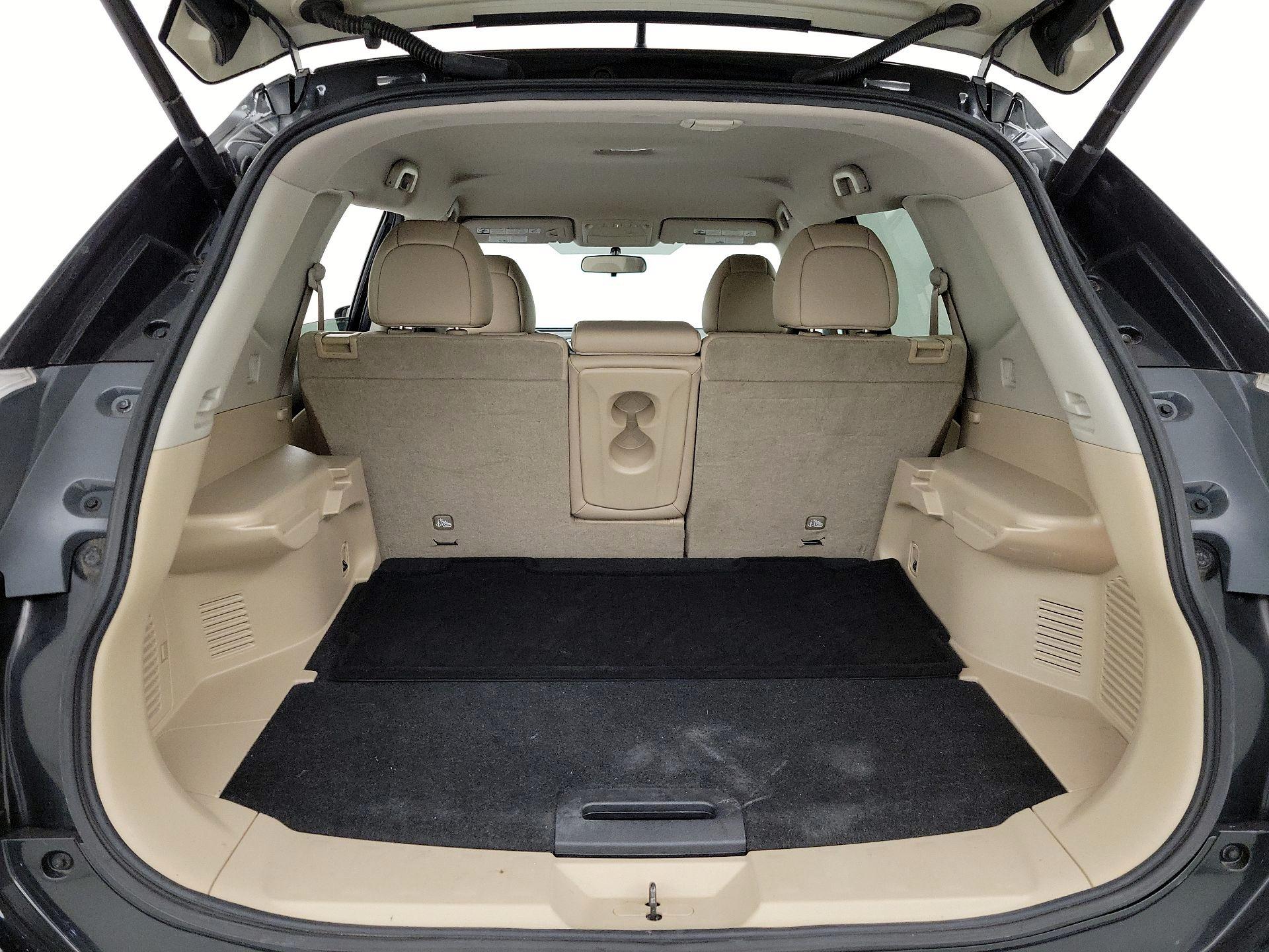 Thumbnail: 2016 Nissan Rogue - 20