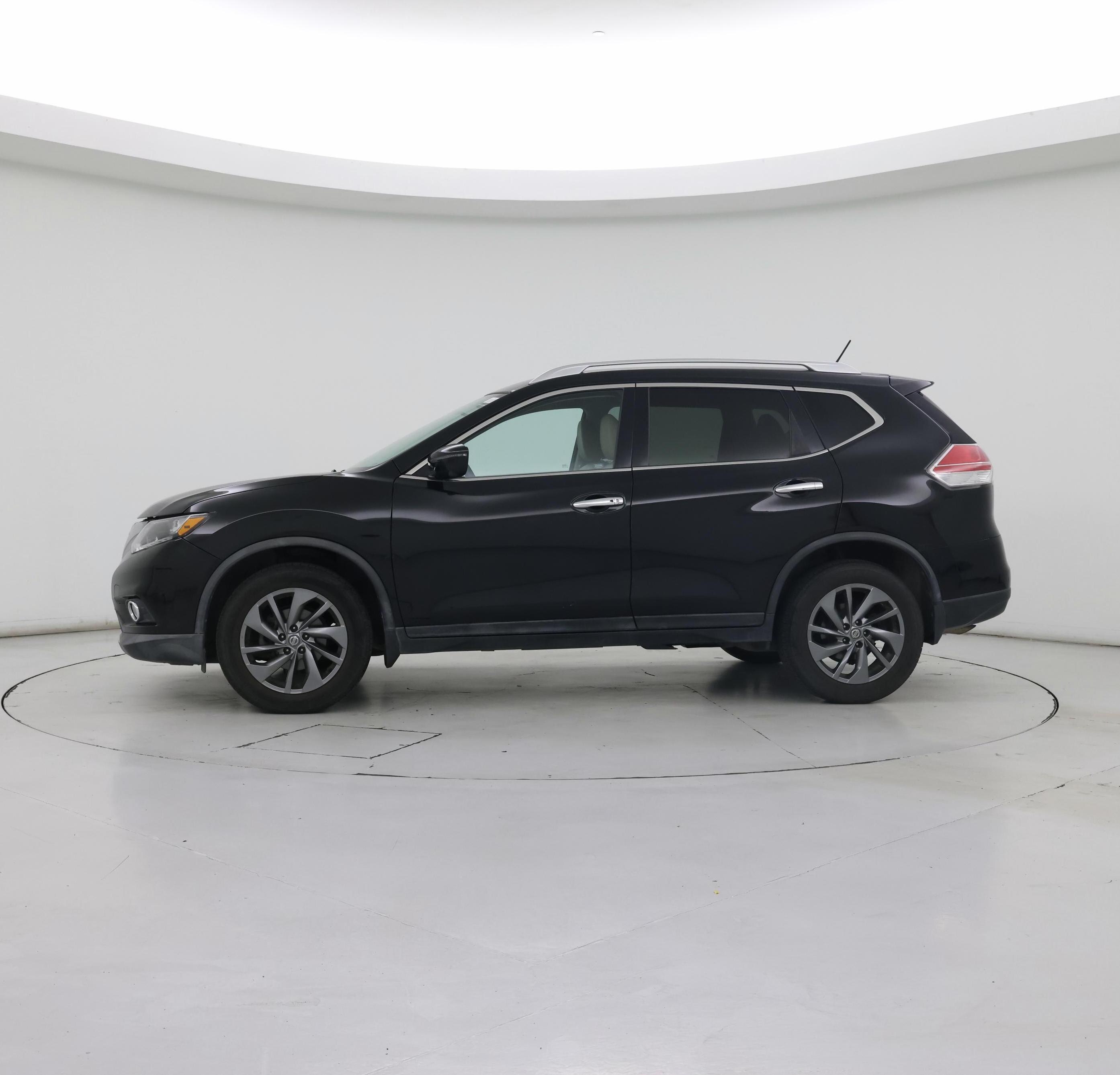 Thumbnail: 2016 Nissan Rogue - 3