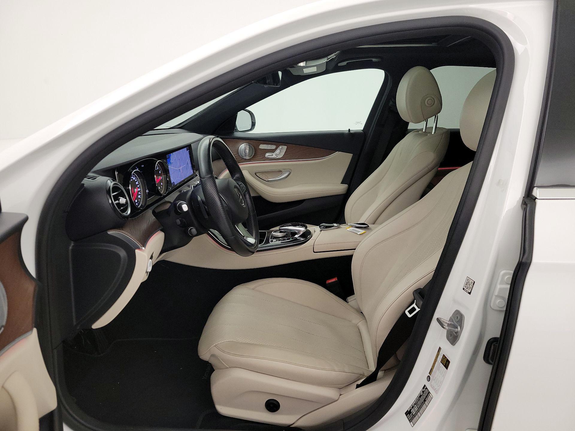 Thumbnail: 2017 Mercedes-Benz E-Class - 11