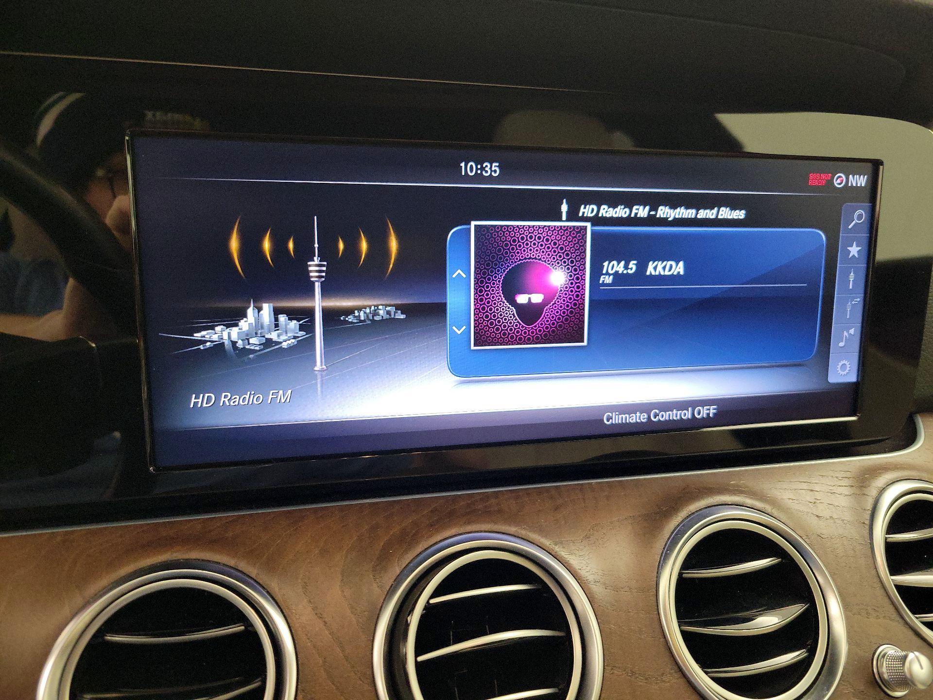 Thumbnail: 2017 Mercedes-Benz E-Class - 16