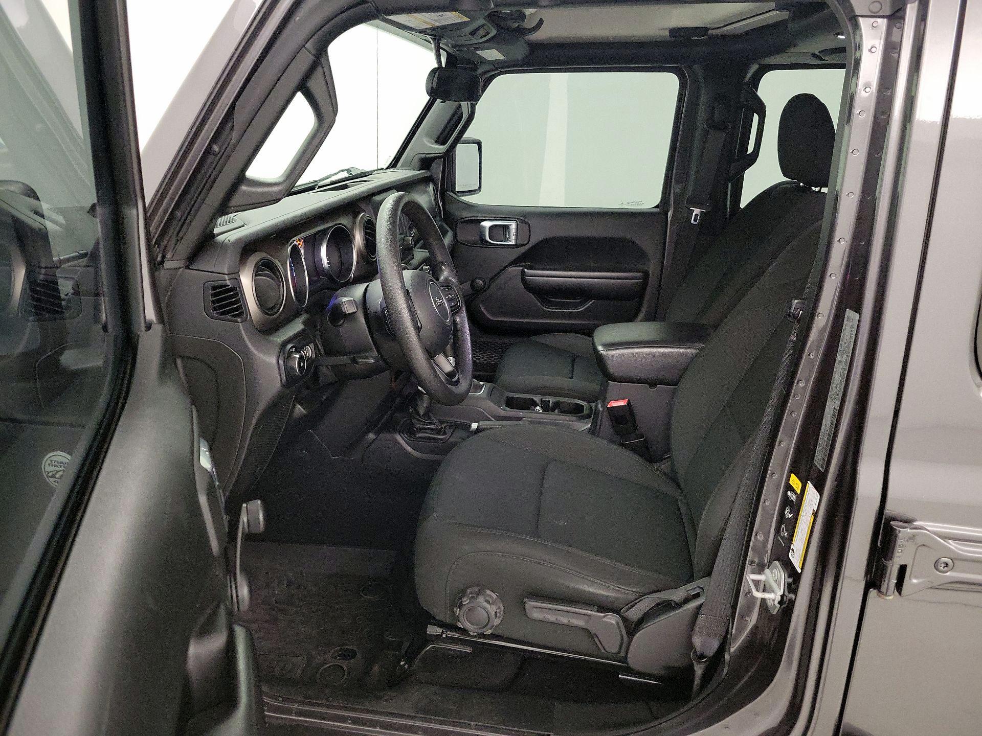 Thumbnail: 2021 Jeep Wrangler - 11