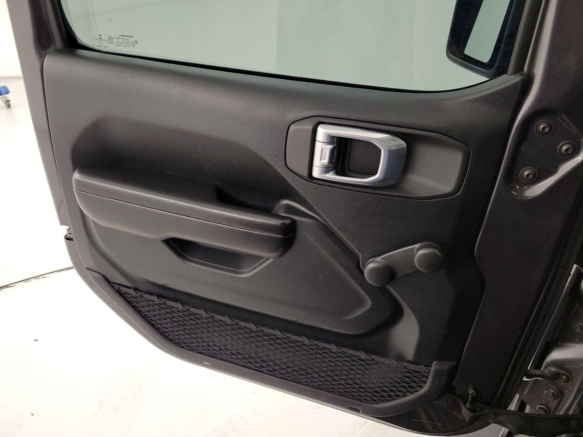 Thumbnail: 2021 Jeep Wrangler - 12