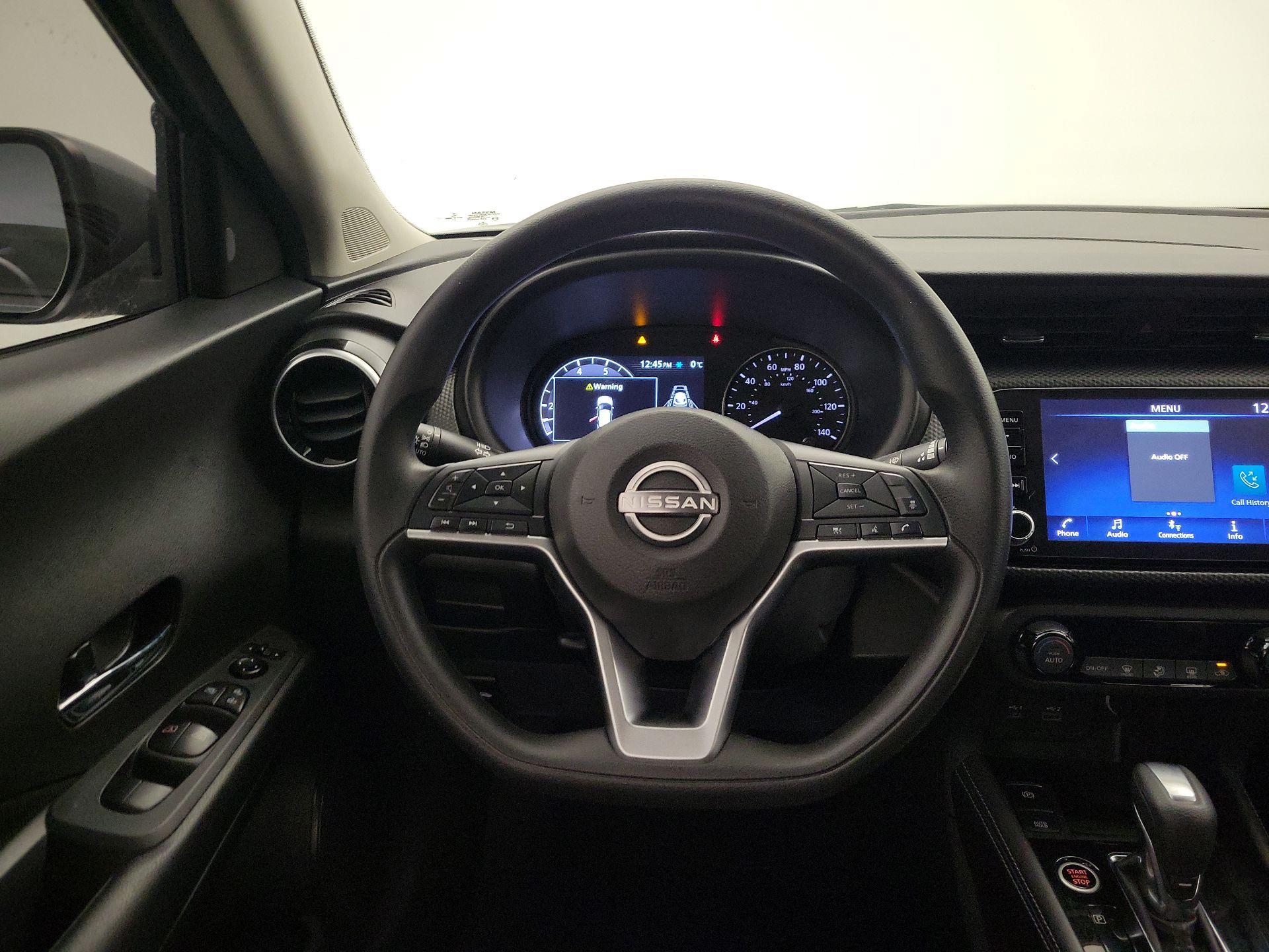 Thumbnail: 2022 Nissan Kicks - 10