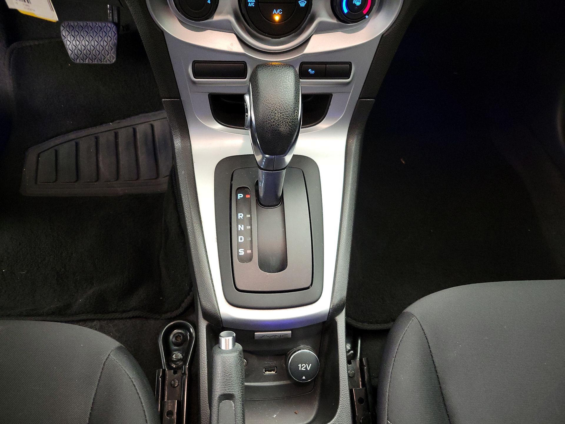 Thumbnail: 2018 Ford Fiesta - 17