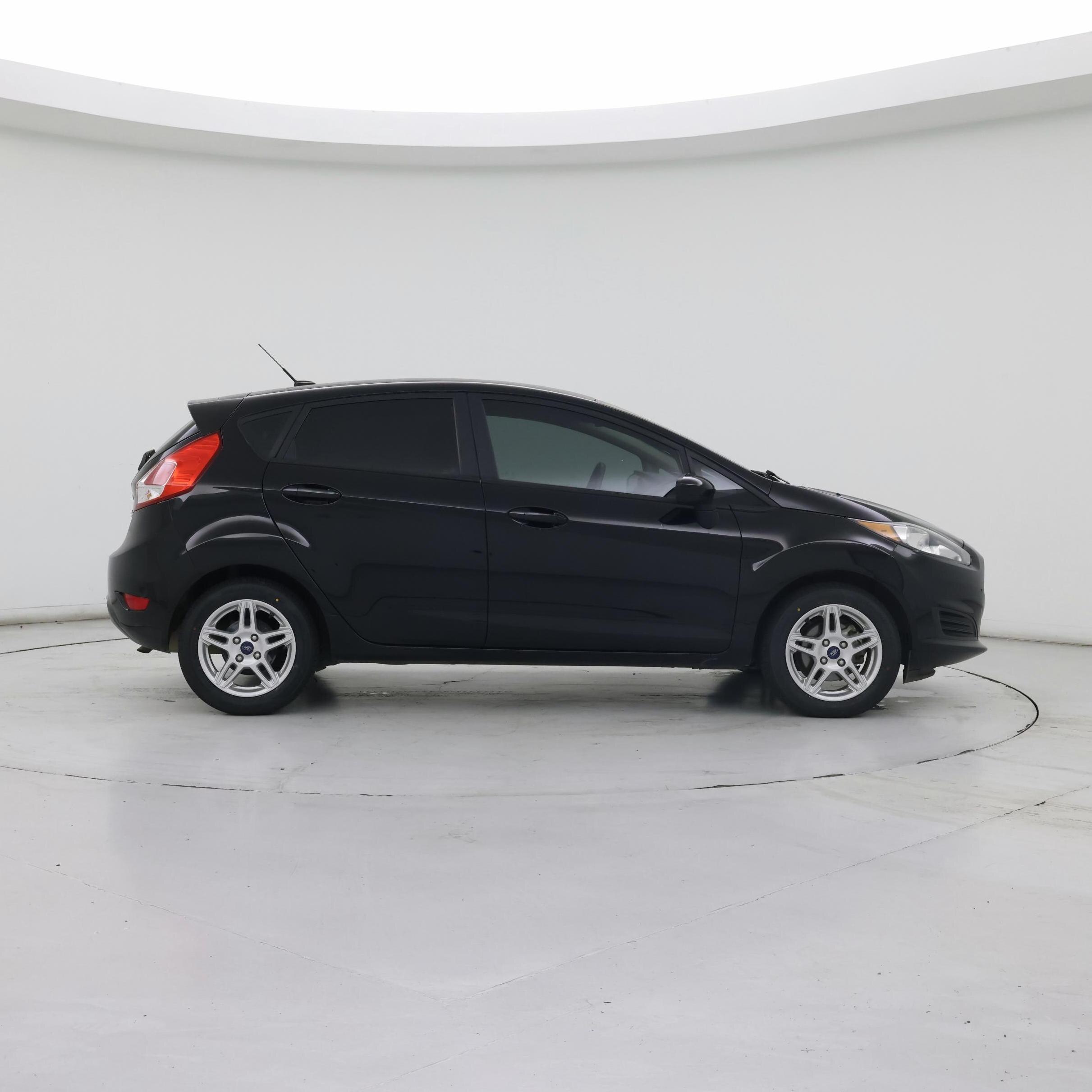 Thumbnail: 2018 Ford Fiesta - 7