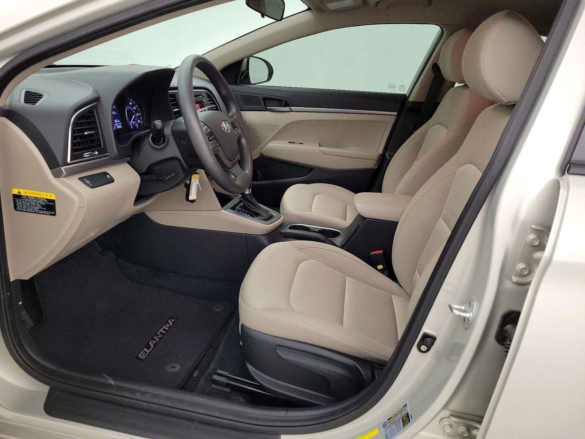 Thumbnail: 2018 Hyundai Elantra - 11