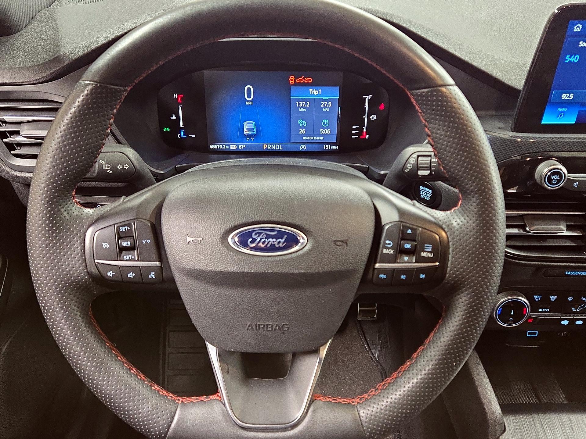 Thumbnail: 2023 Ford Escape - 10