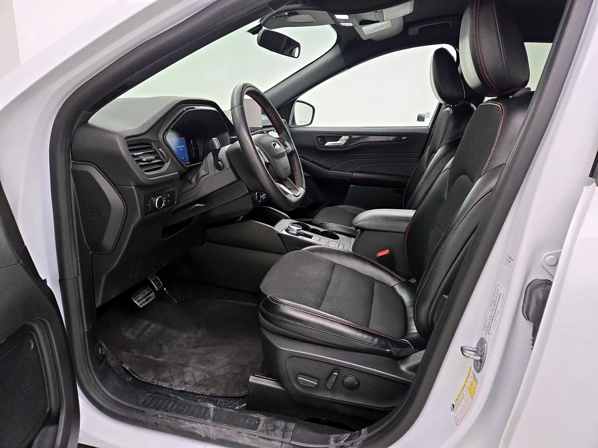 Thumbnail: 2023 Ford Escape - 11