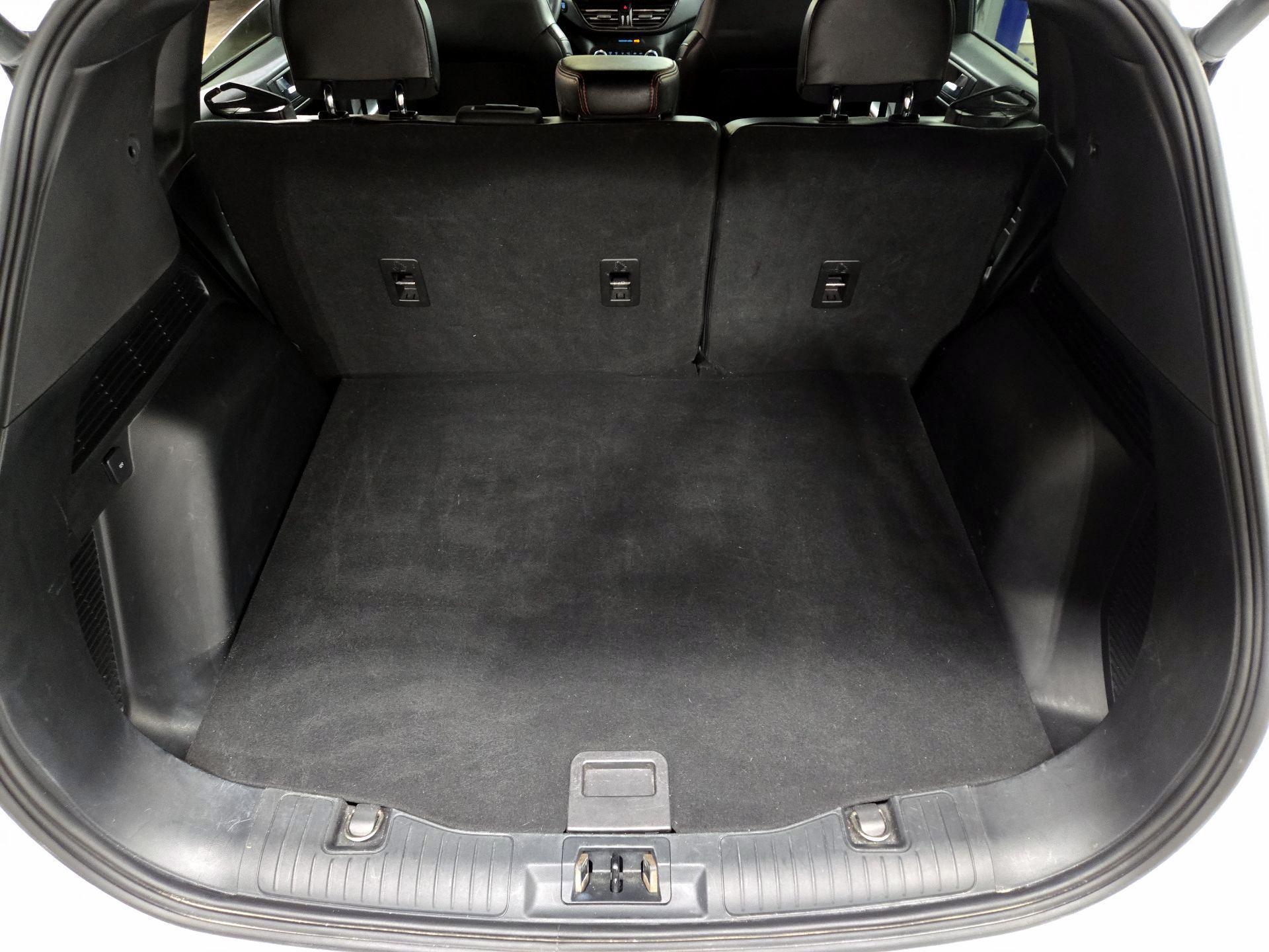 Thumbnail: 2023 Ford Escape - 20